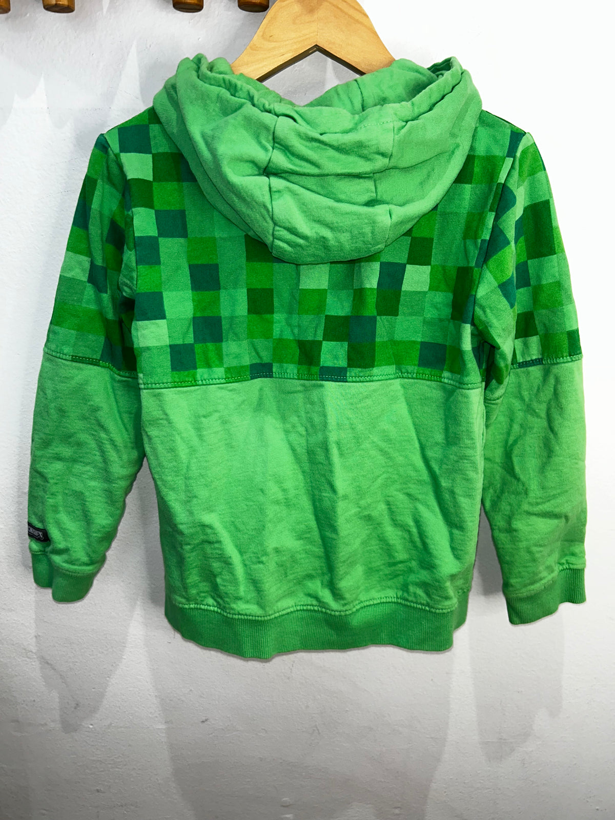 Minecraft sweatshirt 8y