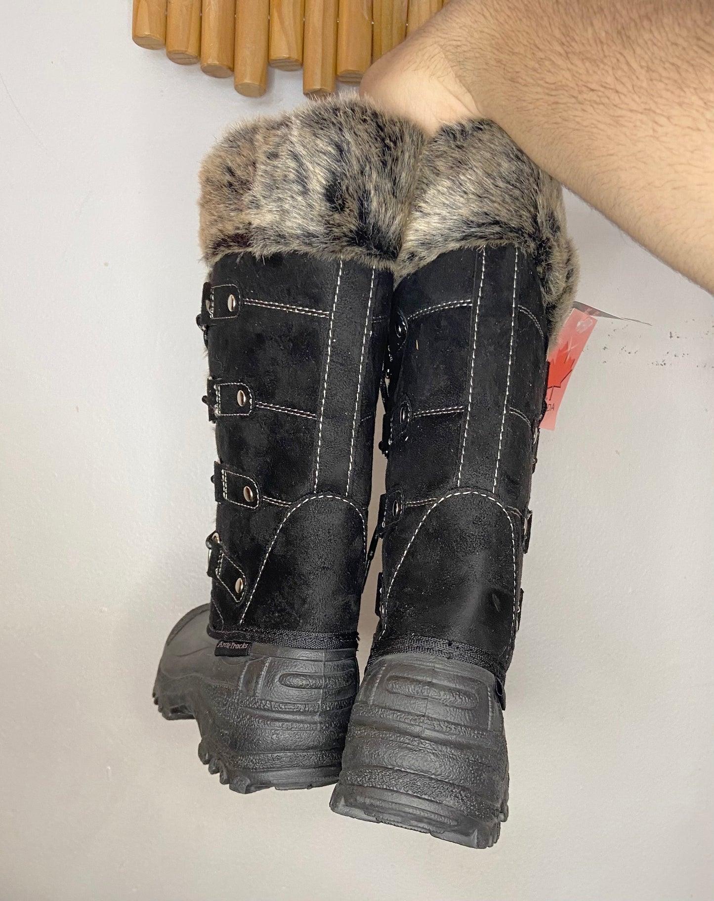 C12 Arctic Tracks boots NEW