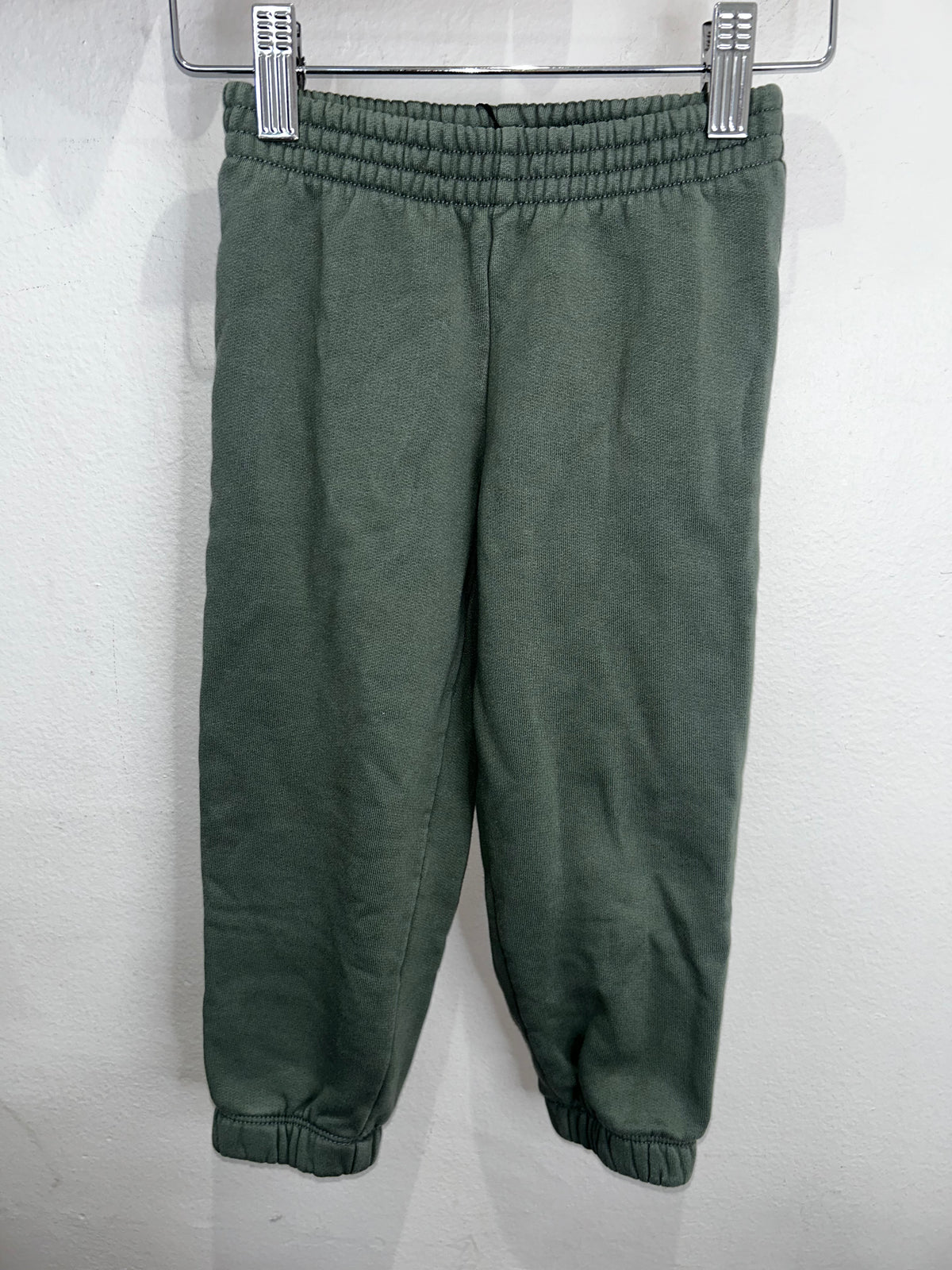 MEC green joggers 3y