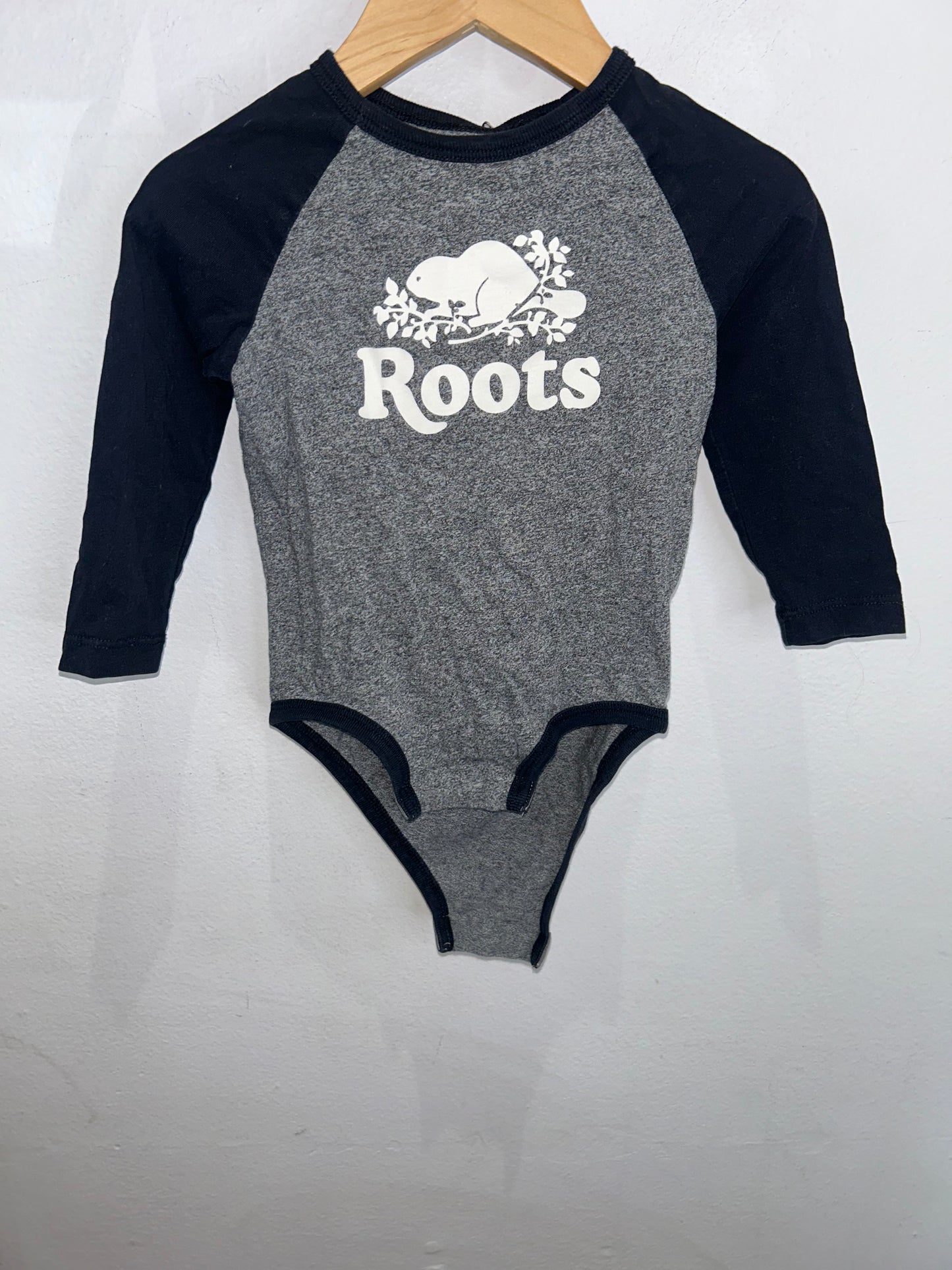 Roots onesie 12-18m
