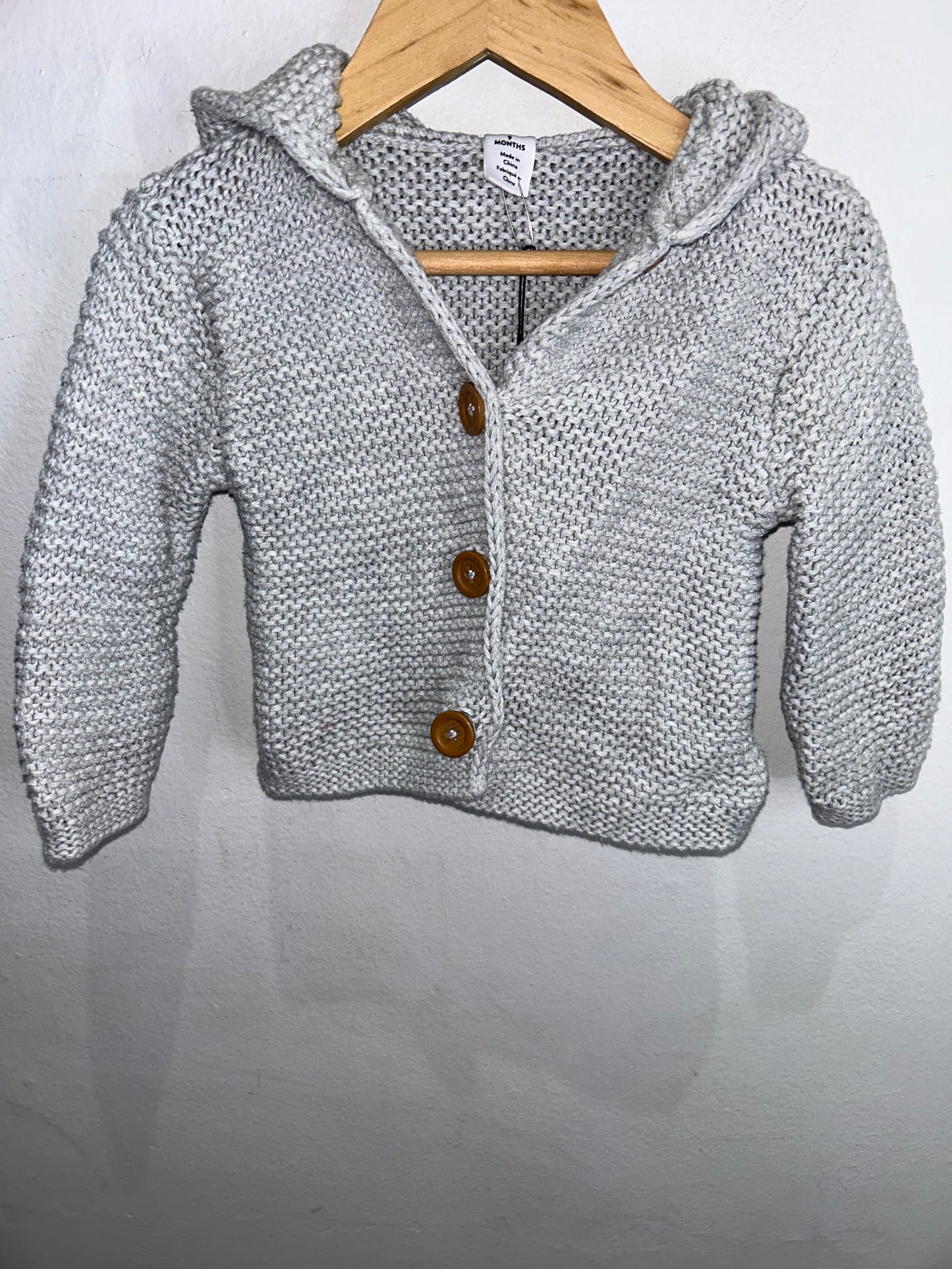 Grey cardigan with wooden buttons 9m