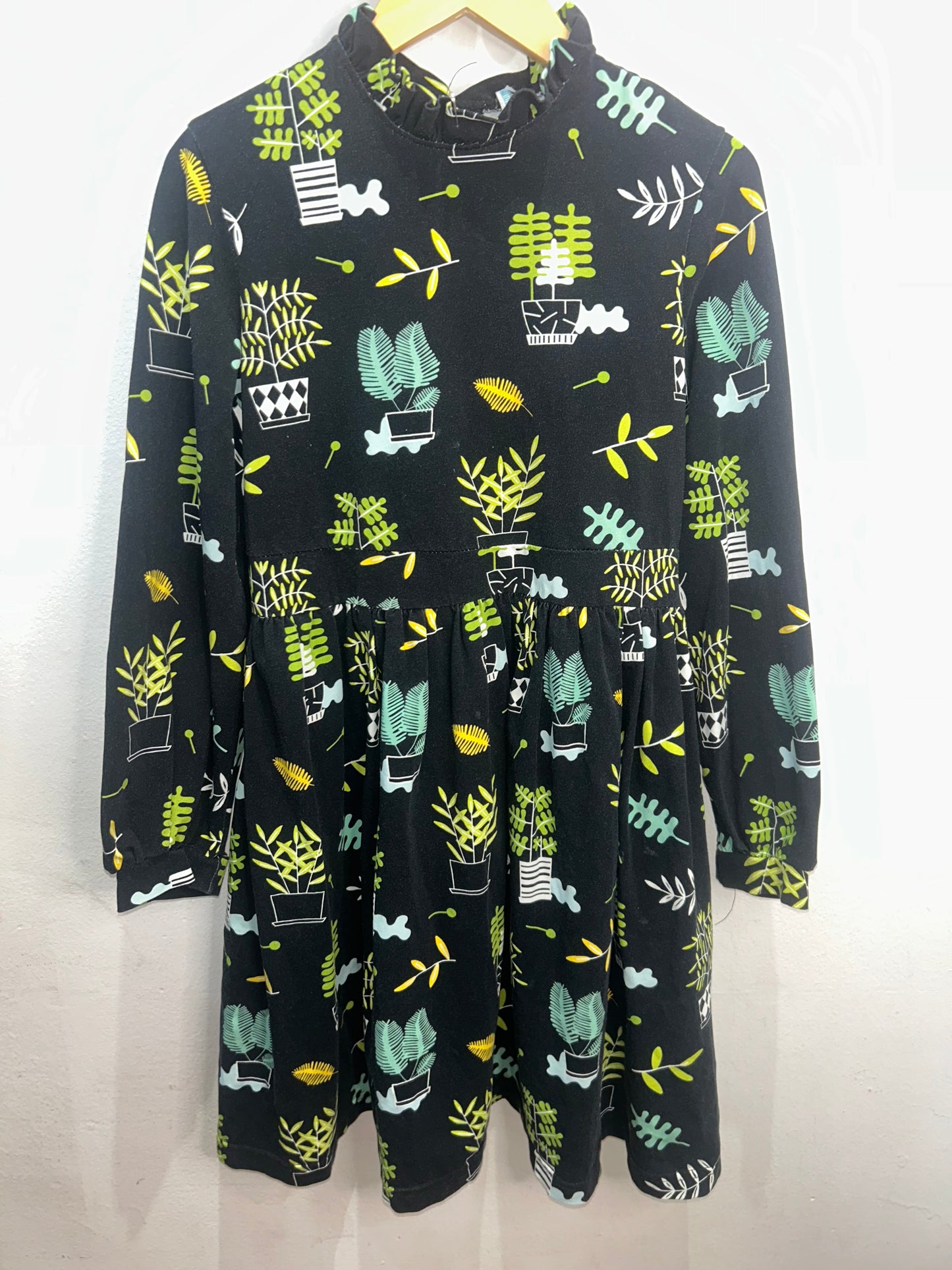 Black organic cotton plants dress 10y