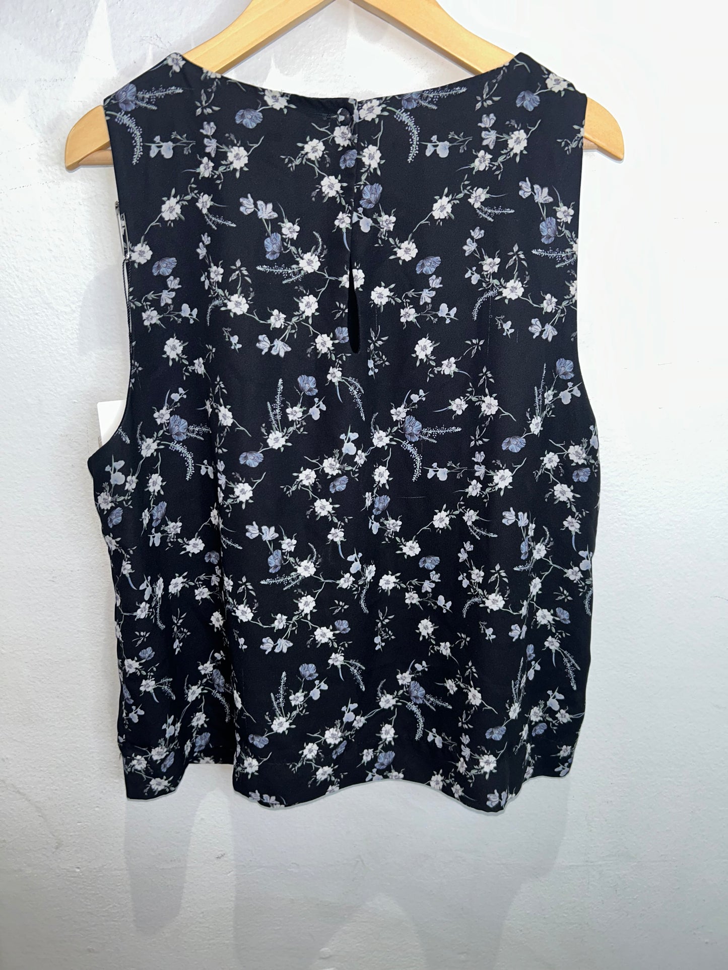 Frank and Oak floral blouse - adult M