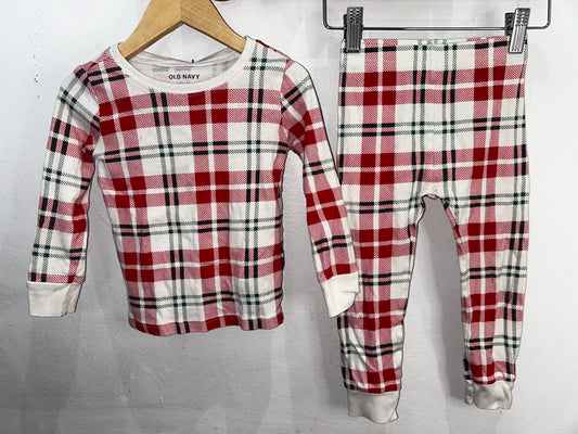 Red and green checkered pyjamas 3y