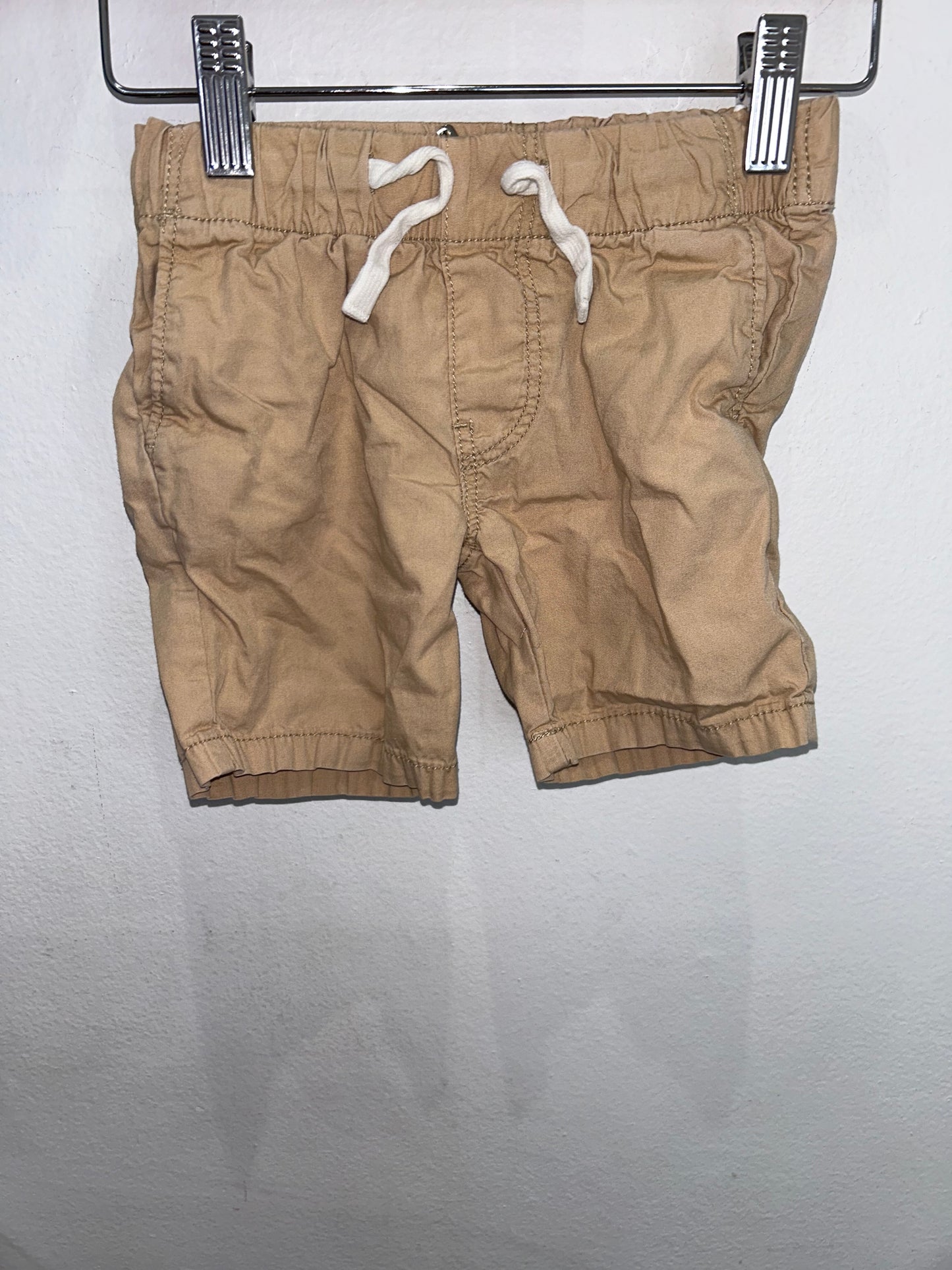 Beige drawstring shorts 18-24m