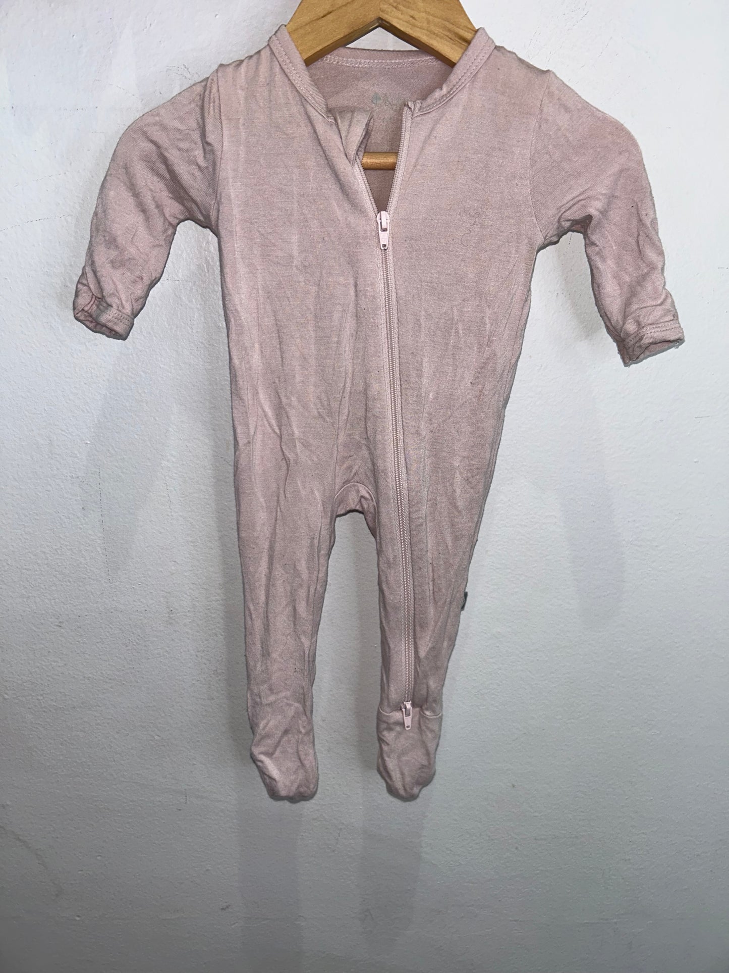 Kyte pink sleeper- newborn*