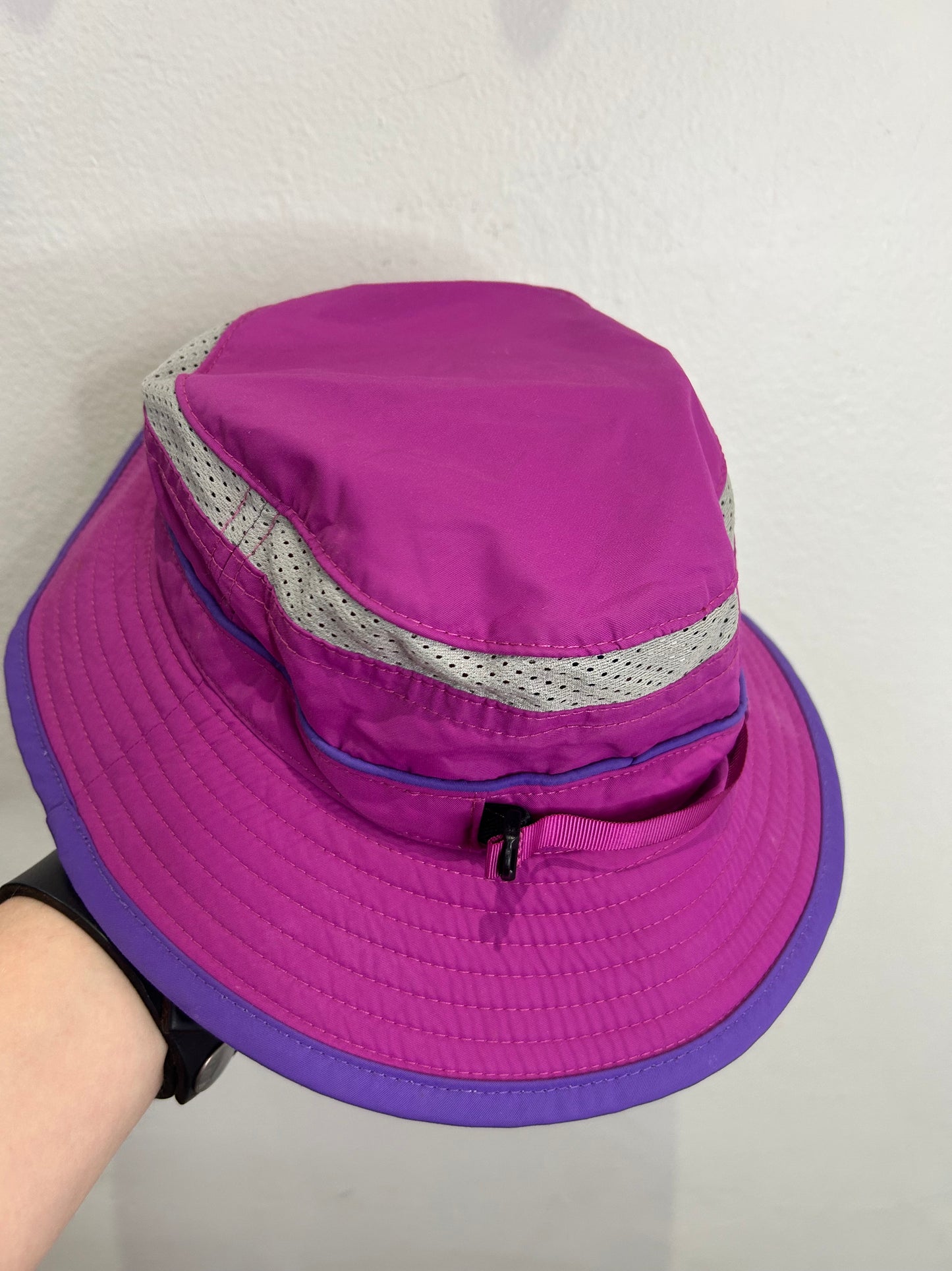 Magneta sun hat 6-24m