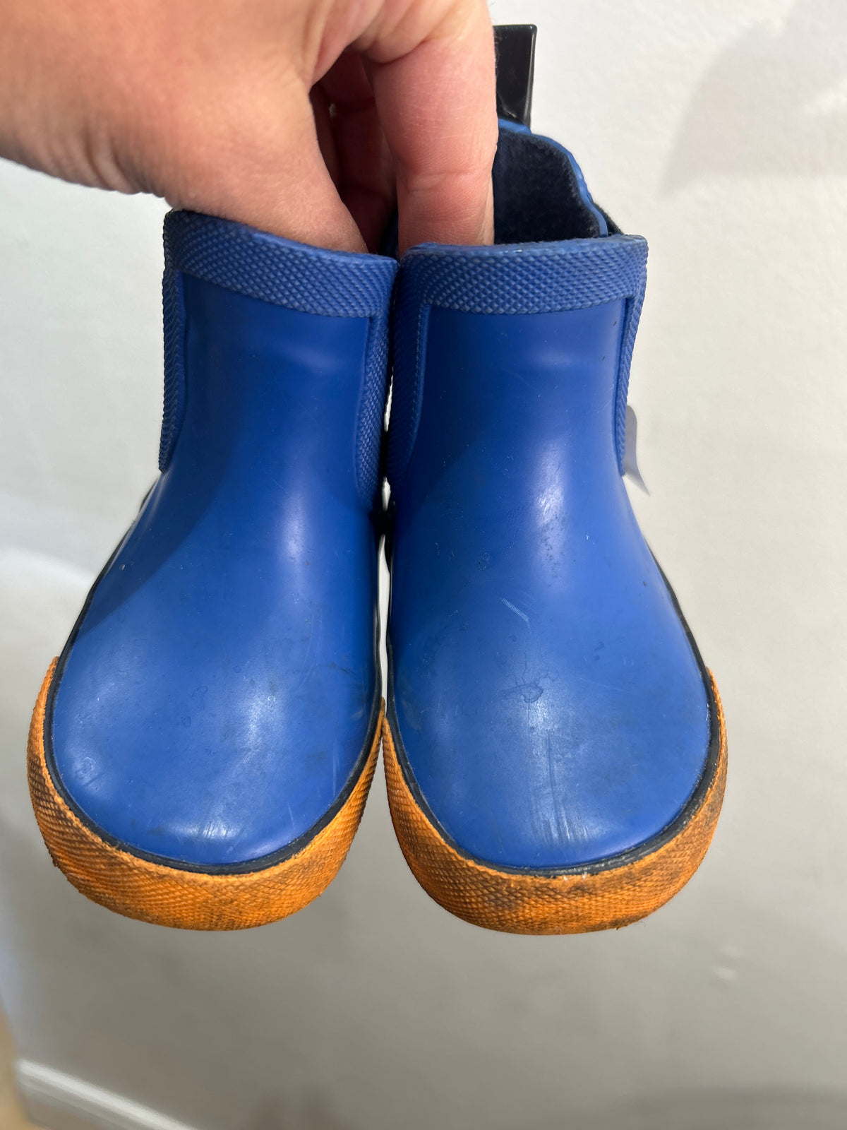 C3 blue Kamik rain boots