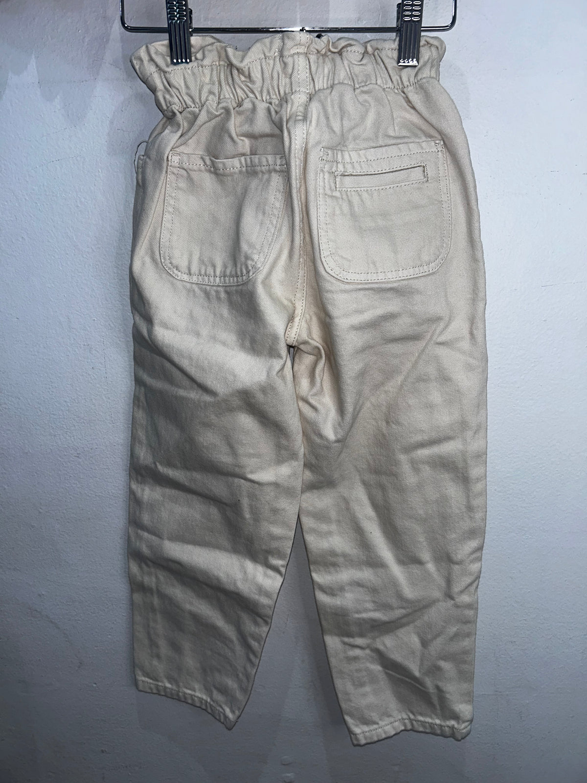 Beige mom jeans 7y