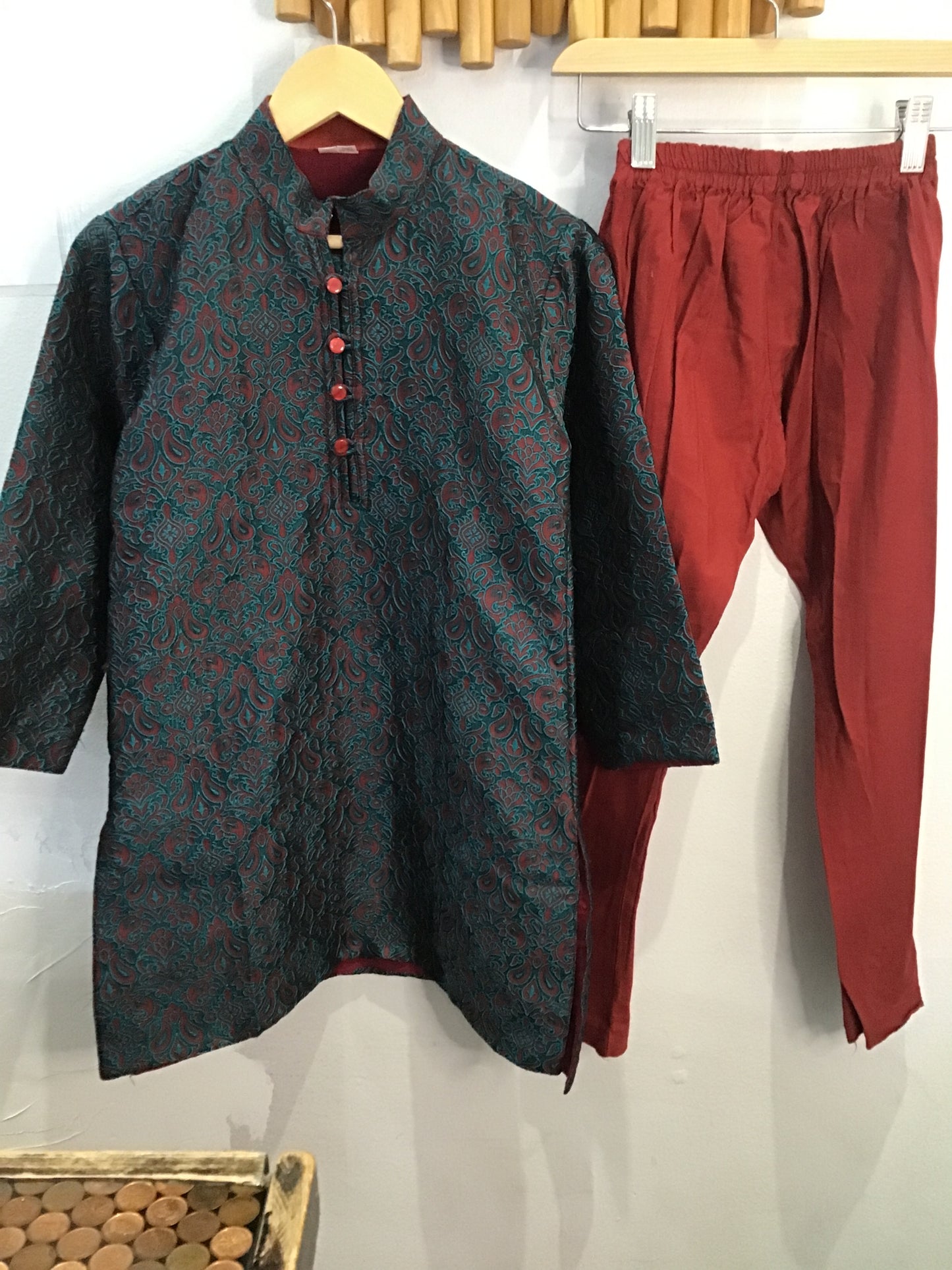 Maroon and red kurta set 6y