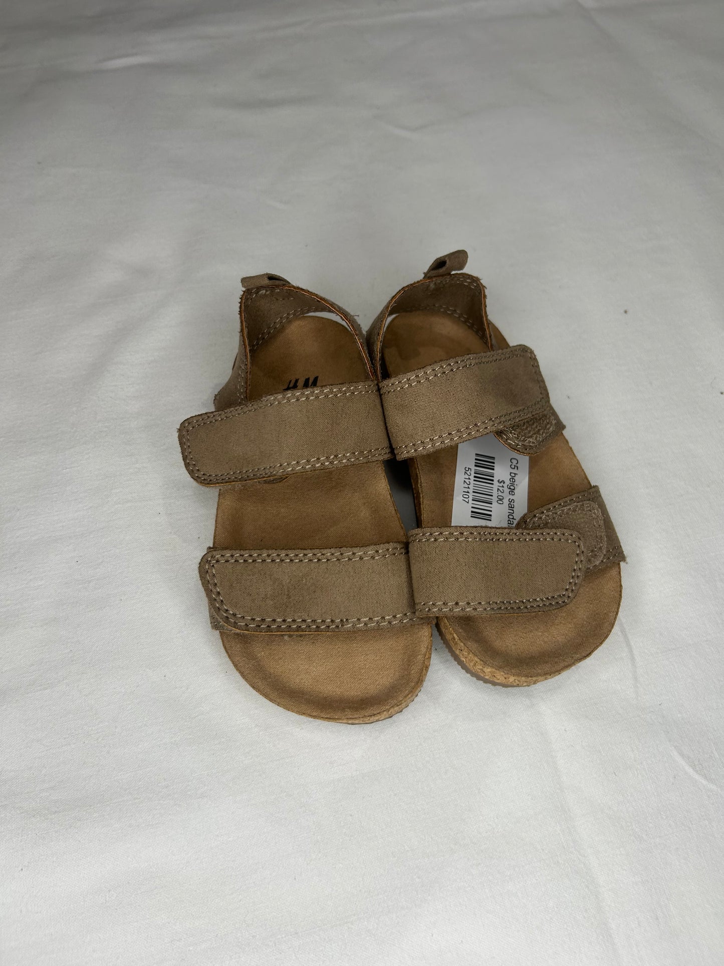 C5 beige sandals