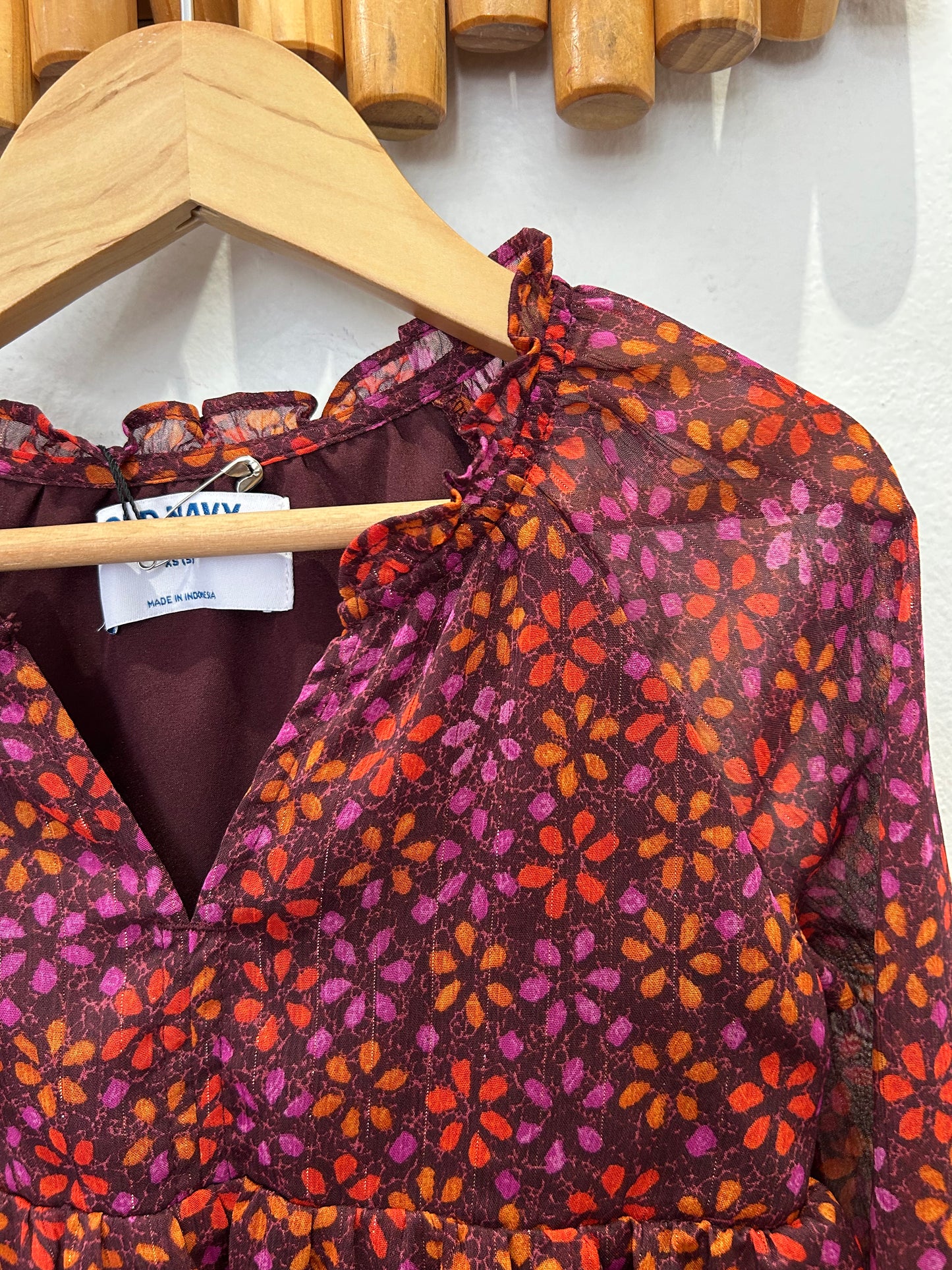Gold thread pattern blouse 5y