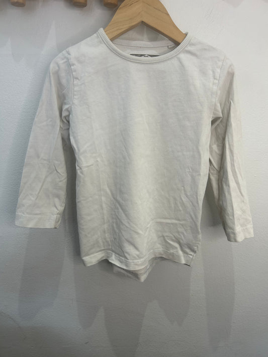 White longlseeve 2-3y