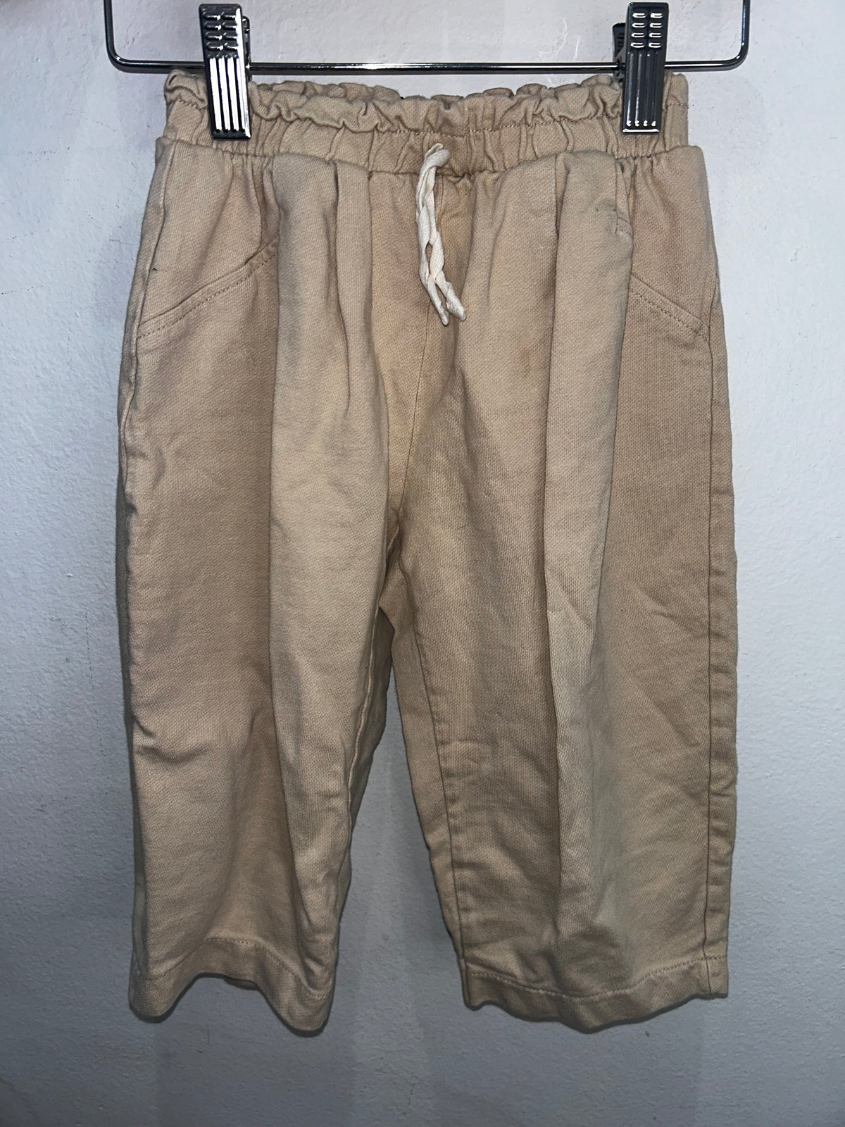 Beige wide leg pants 2y