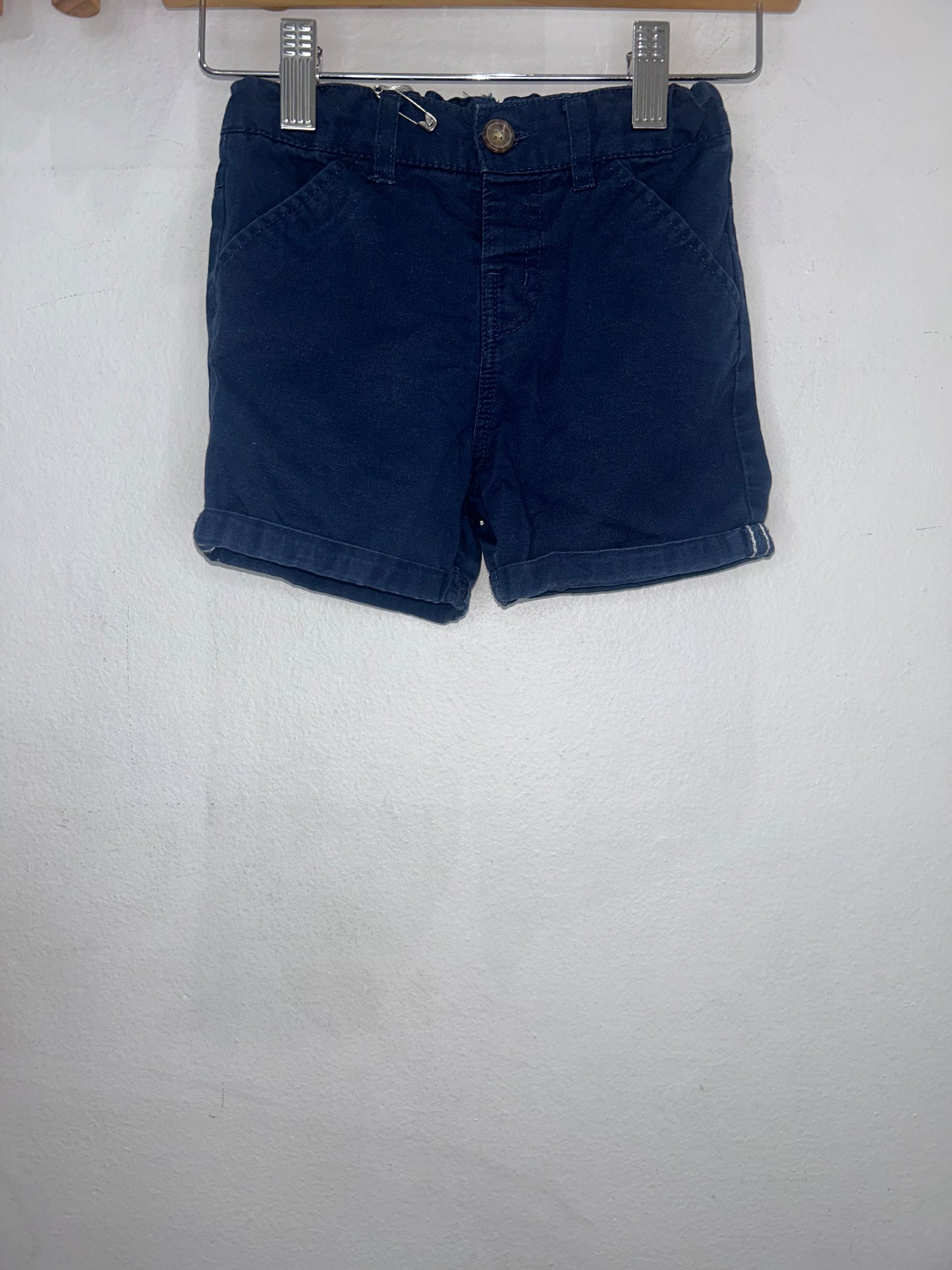 Navy cuffed shorts 24m