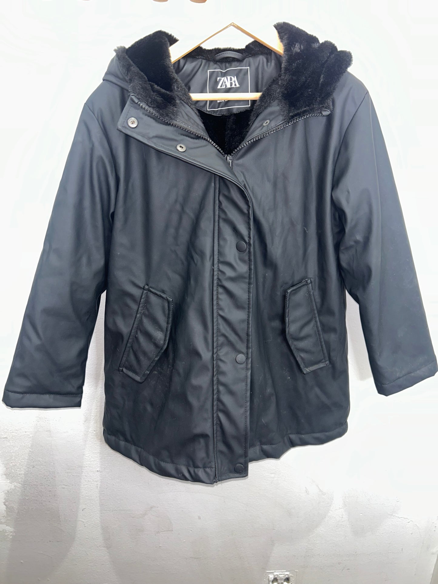Black fleece lined waterproof jacket 8-9y