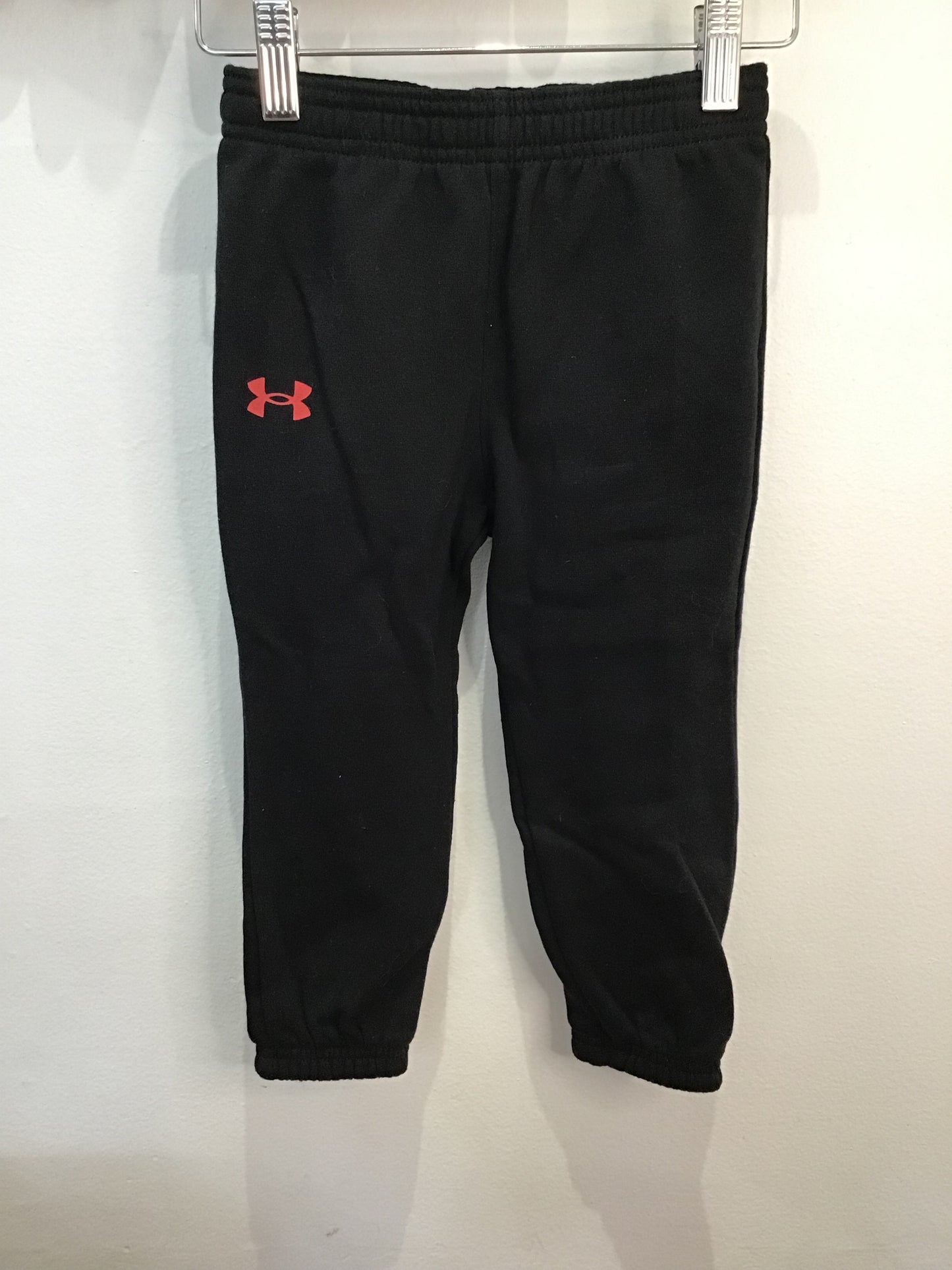 Joggers Underarmour black 24m