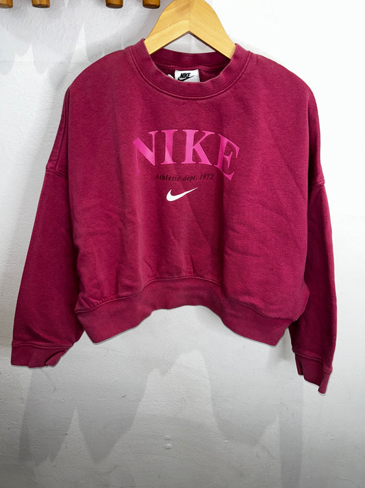 Nike boxy berry pullover 8-10y