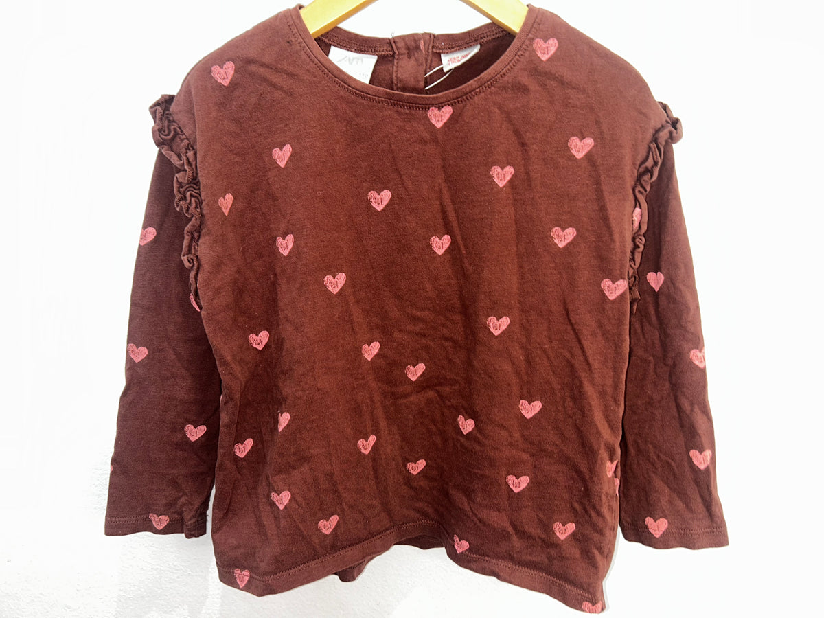 Brown longsleeve w pink hearts 4-5y
