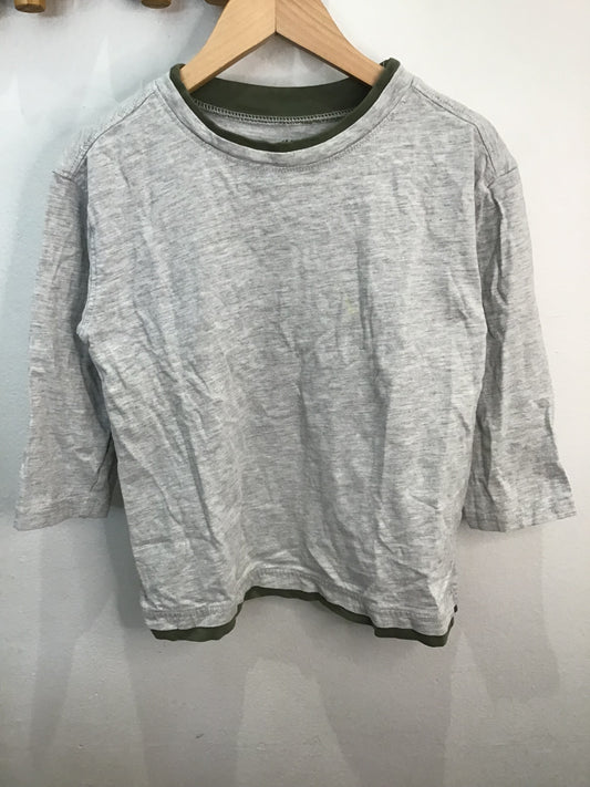 Grey longsleeve w green detail 6-8y*
