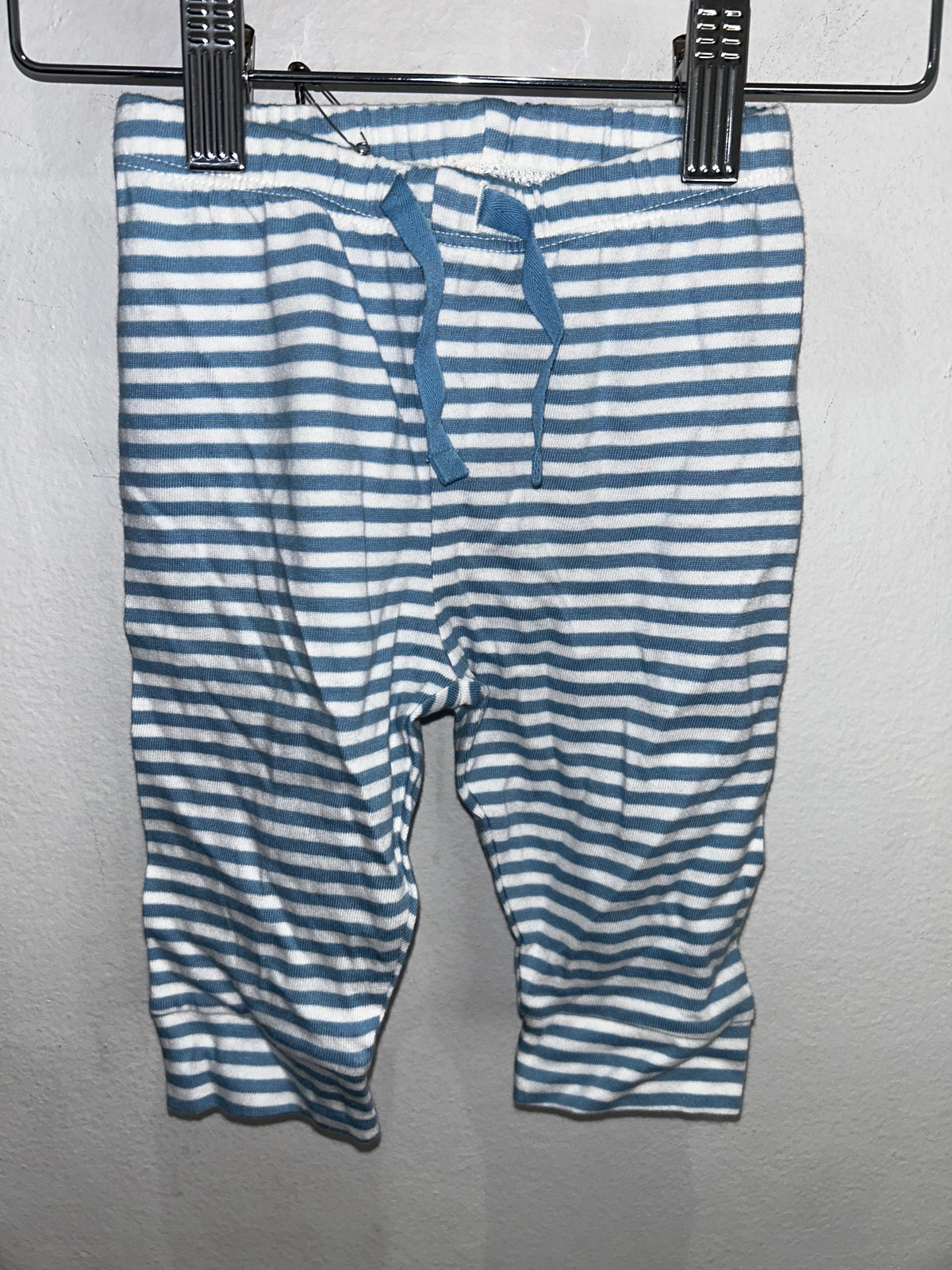 Light blue stripe pants 3-6m