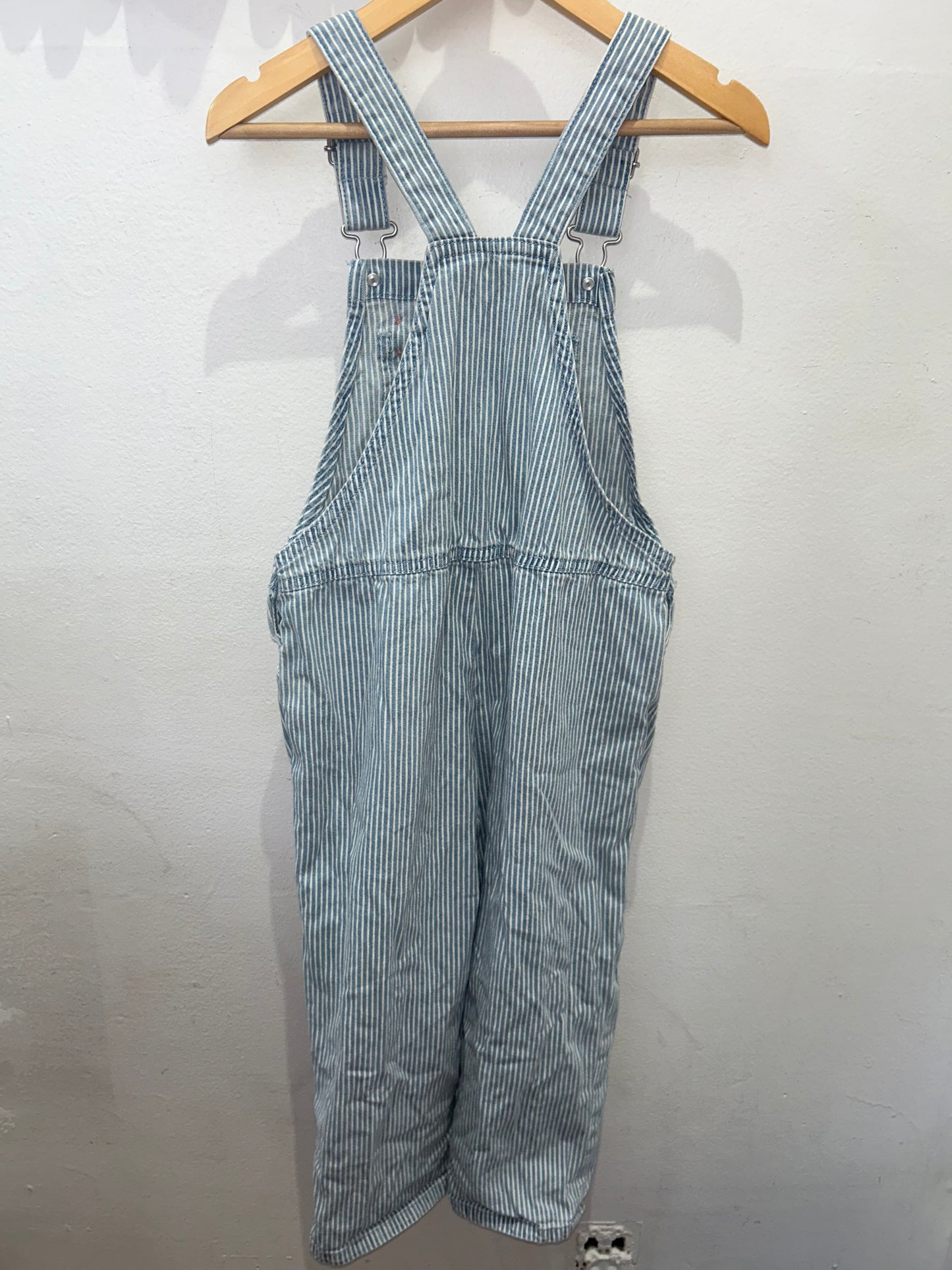 Stripe strawberry overalls 5-6y