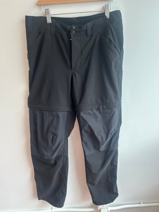 Black zip-off convertible pants size 8