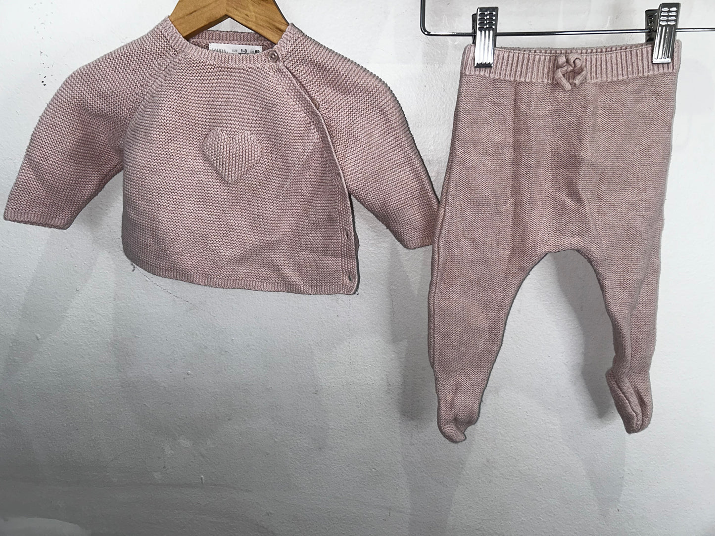 Pink knit sweater w heart set 1-3m