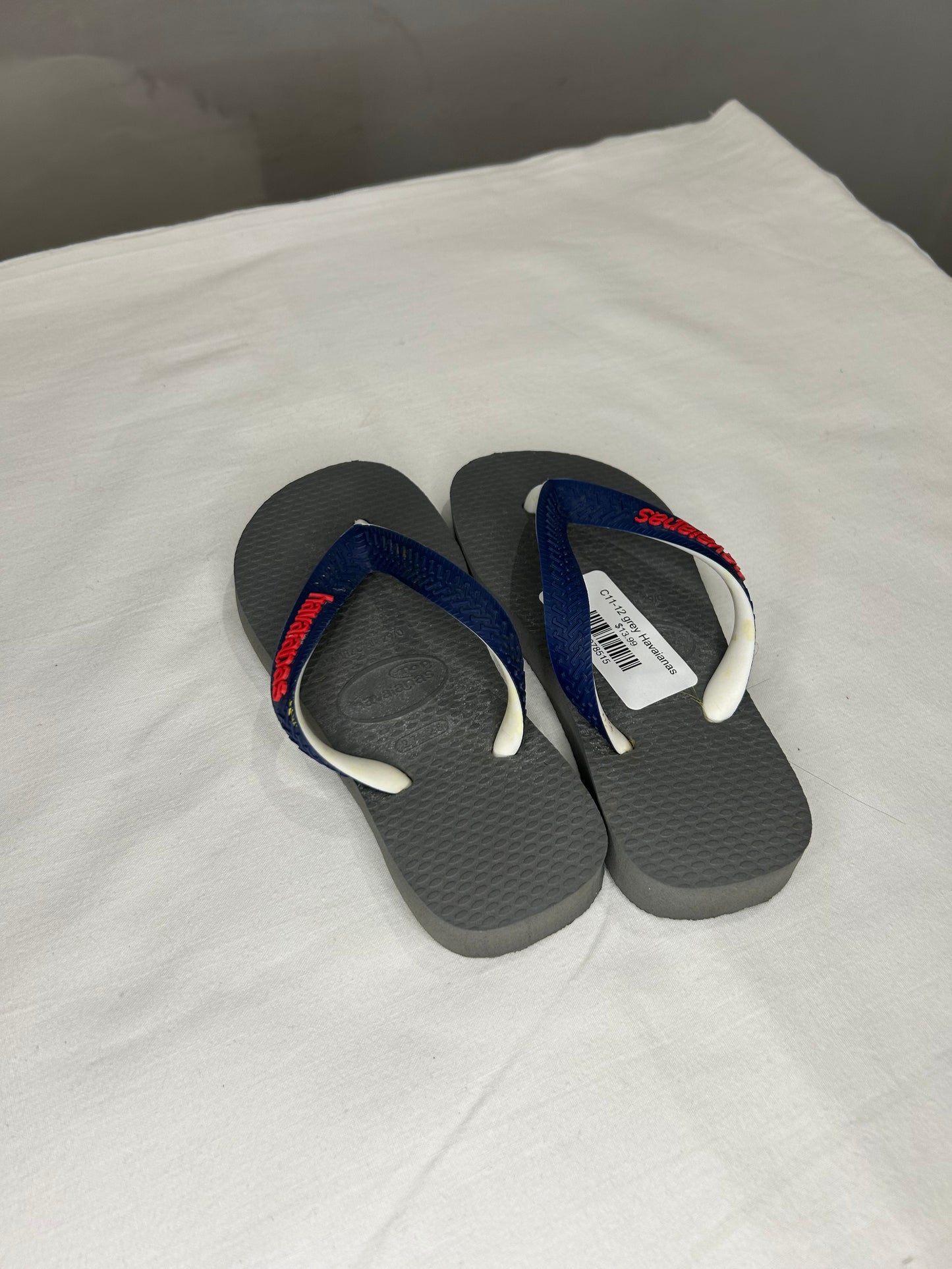 C11-12 grey Havaianas