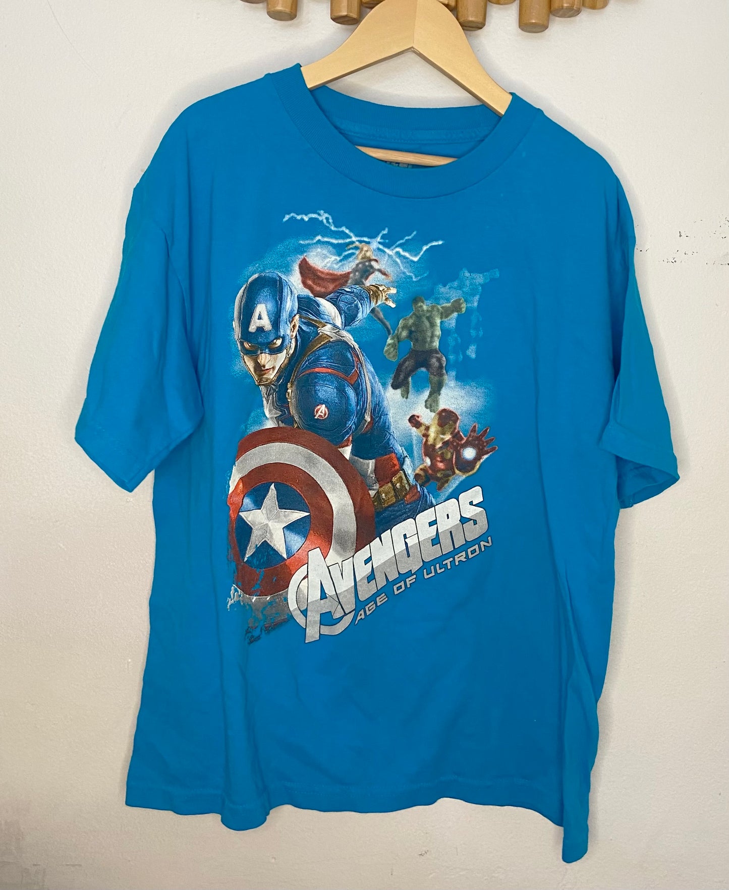 Blue Avengers tee 12y