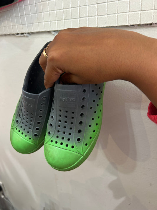 C12 green and grey Natives