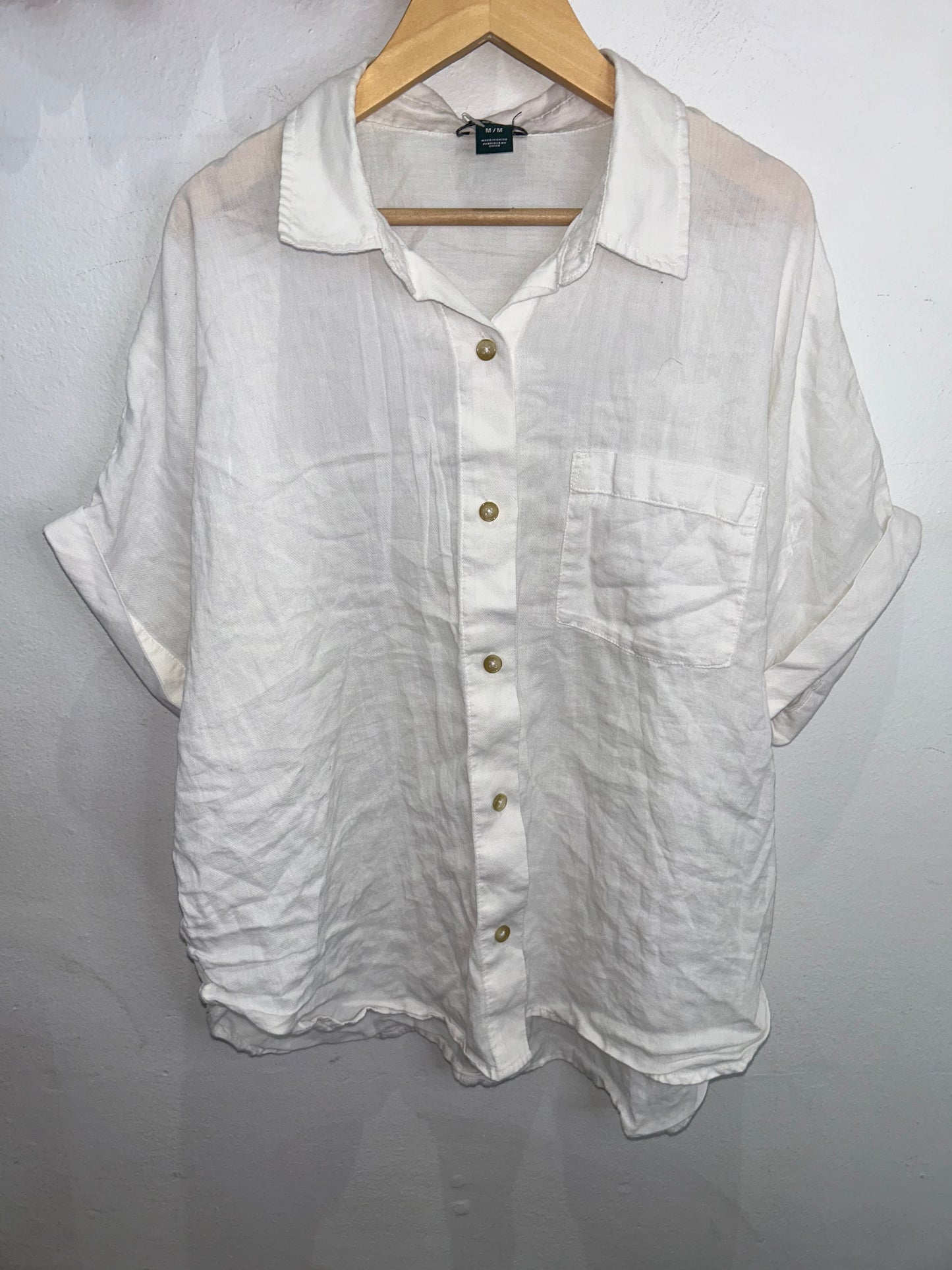 Roots breezy white shirt - adult M