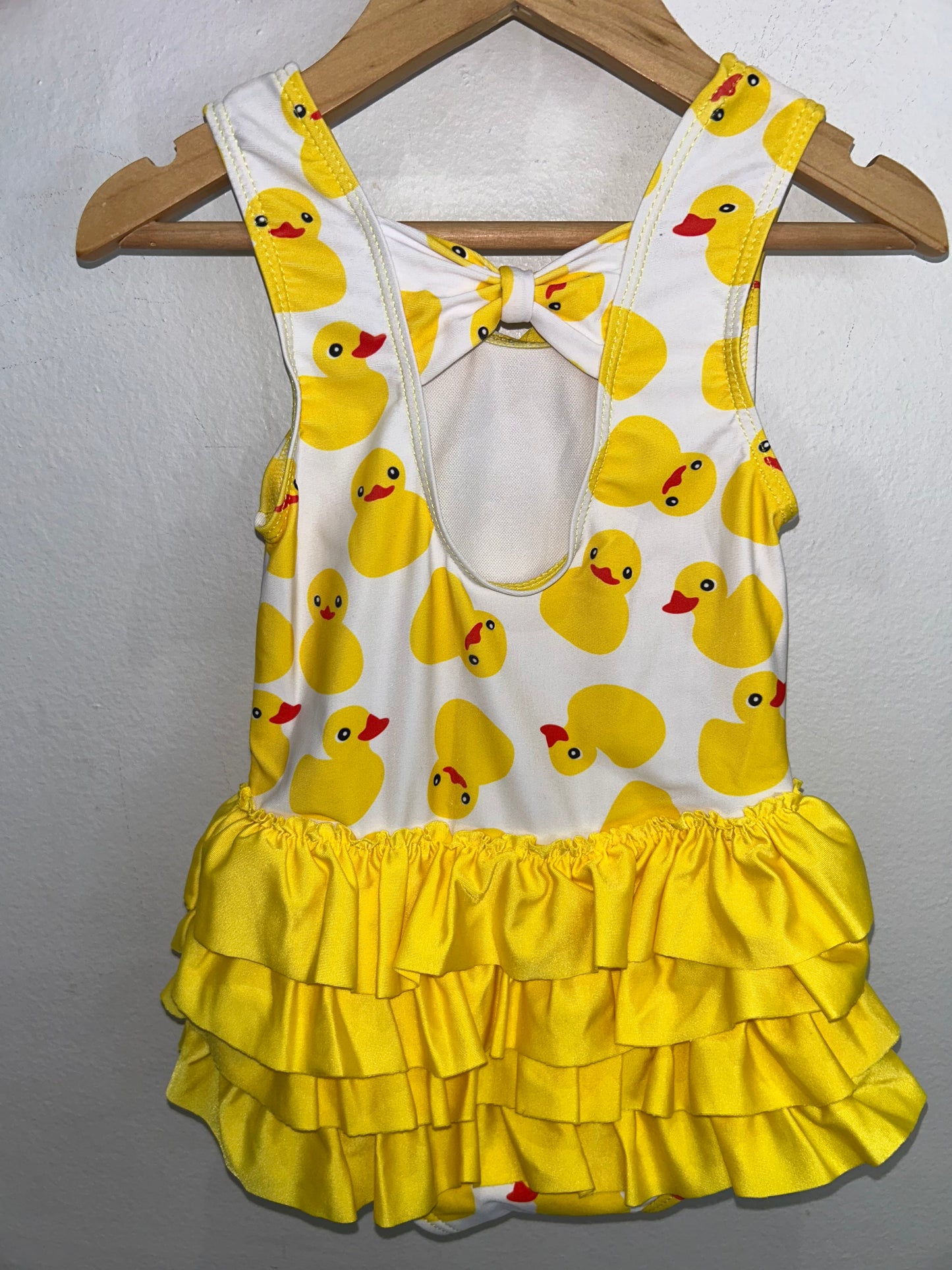 Ducks swimsuit 3y (matching cap)