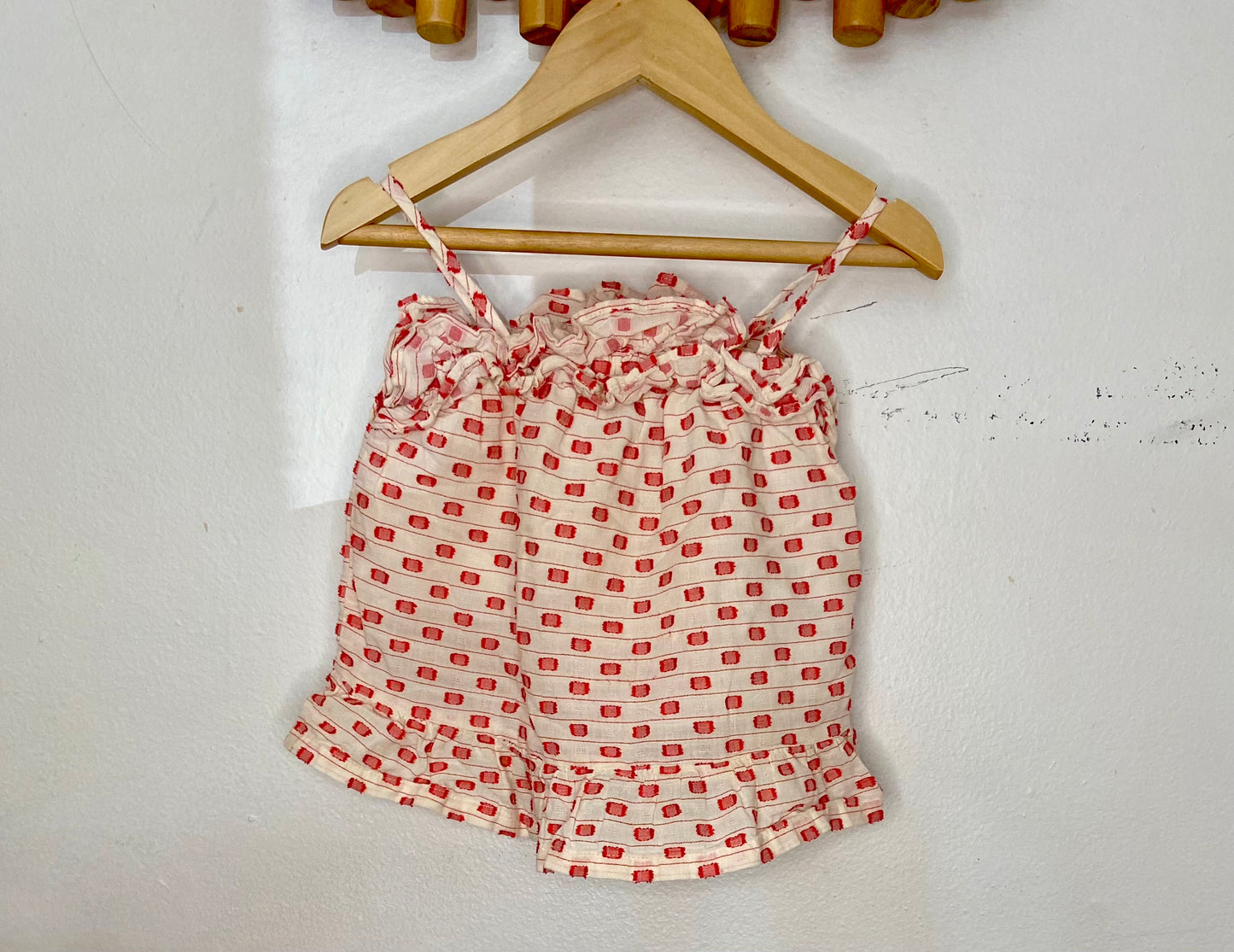 Red print tanktop 12-18m