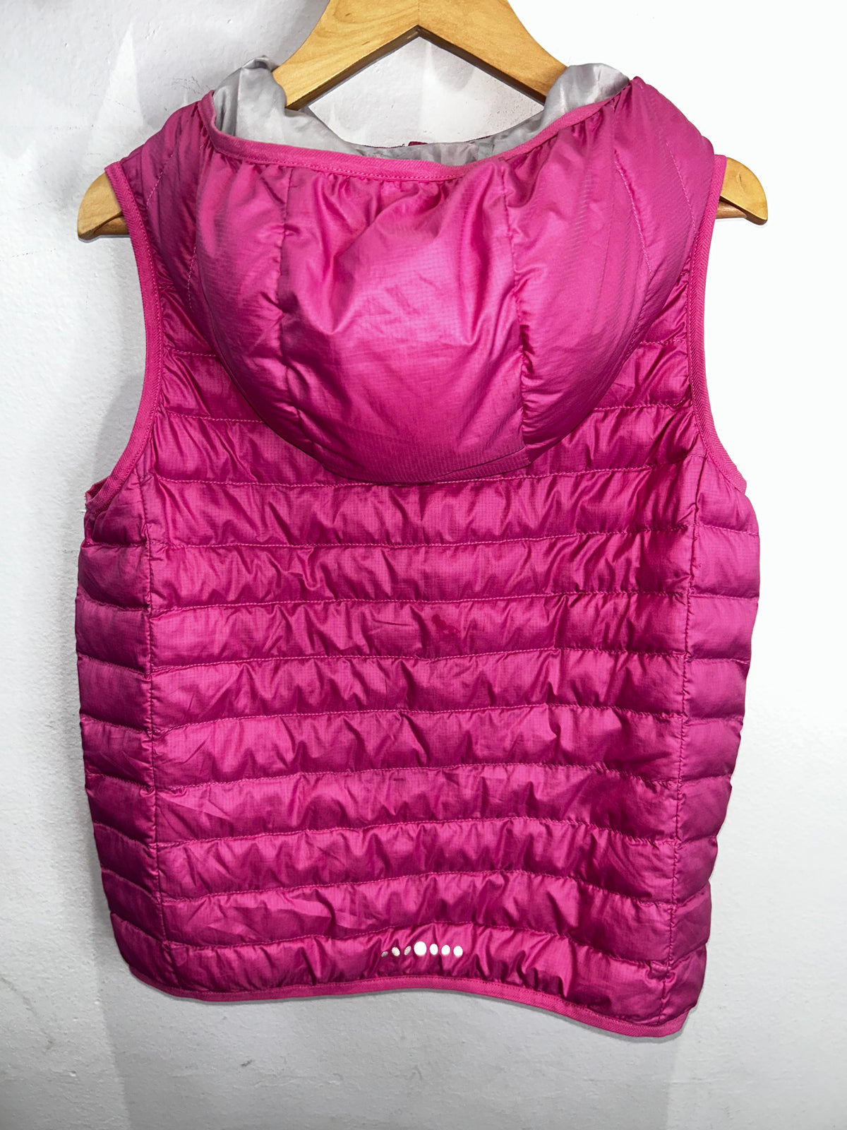 Packable pink puffer vest 9-10y