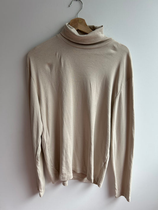 Long sleeve turtleneck in cream M