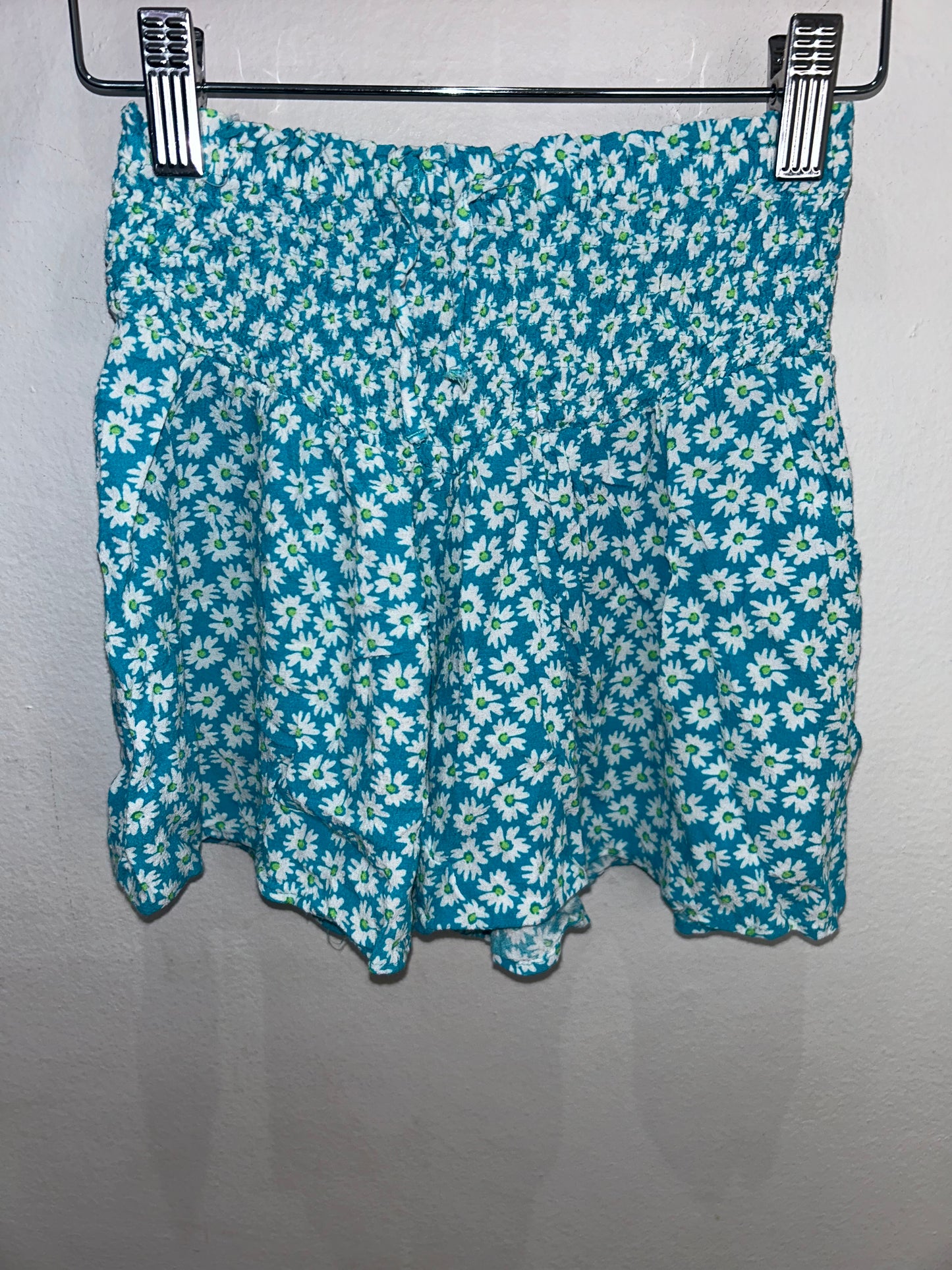 Blue flowers elastic shorts 9y