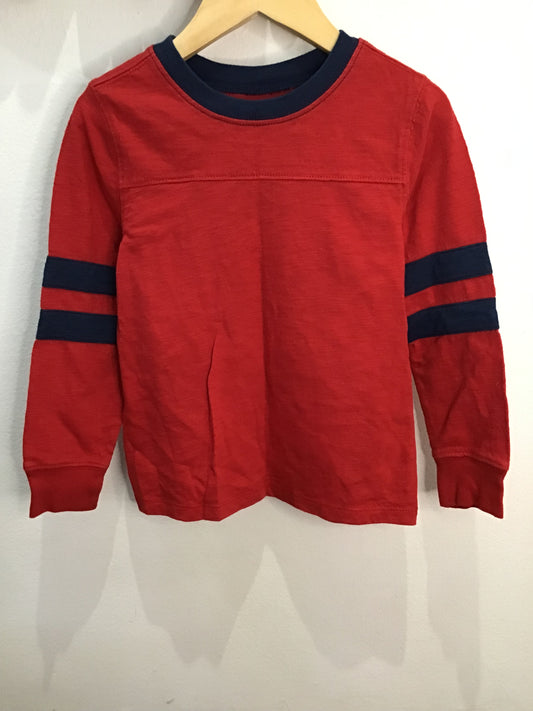 Longsleeve red sleeve detail 4y