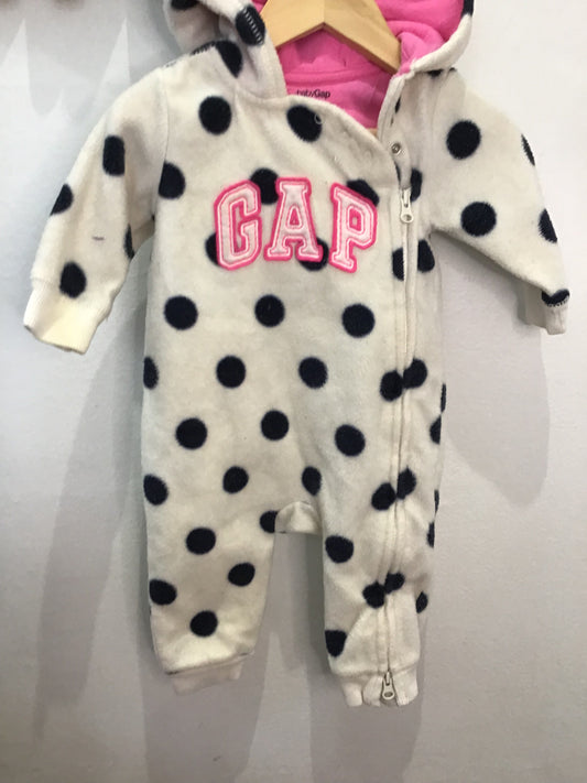 Gap Dots fleece romper 3-6m