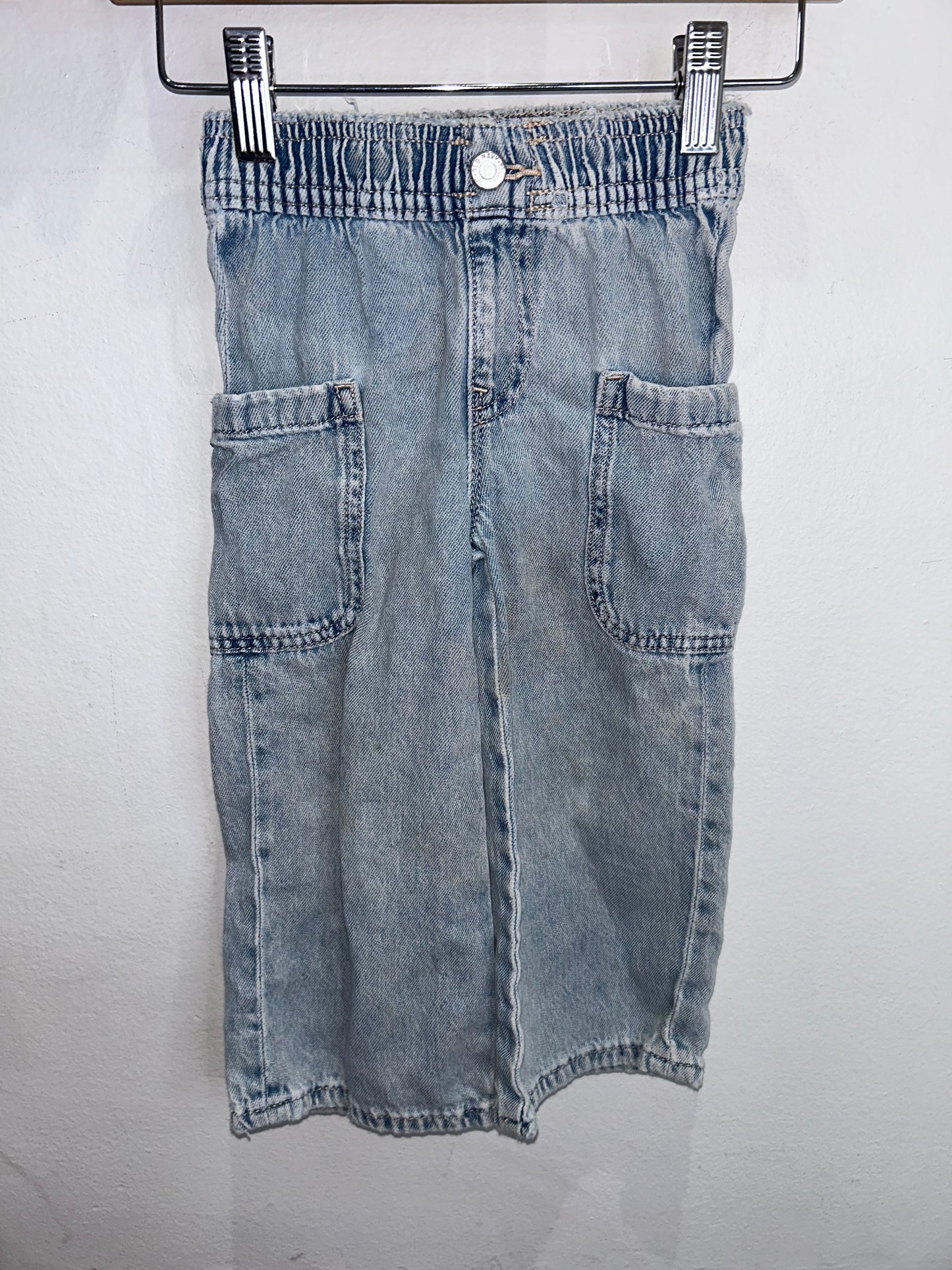 Wide leg pullon lightwaash jeans 2y