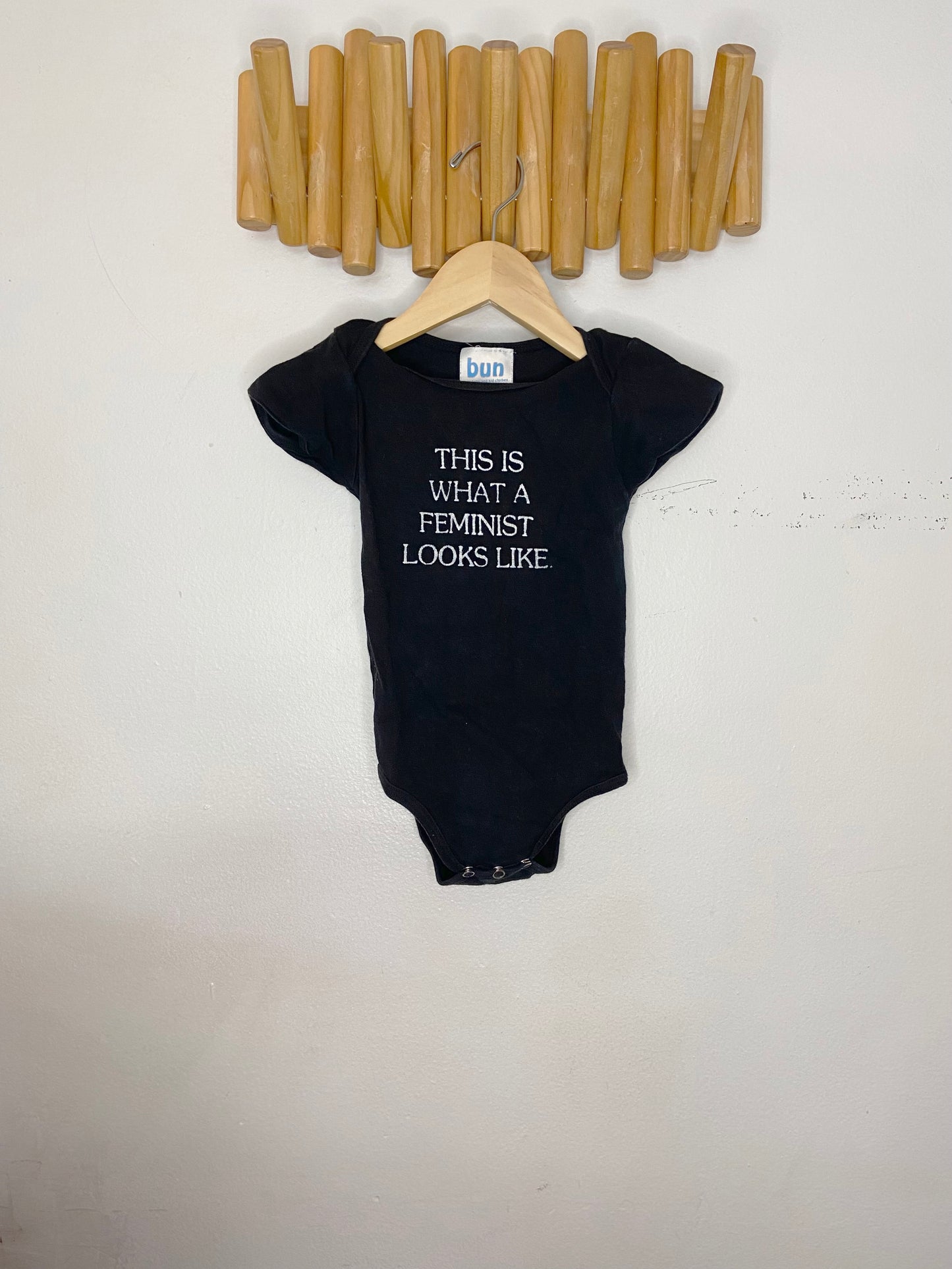 Feminist onesie 12-18m