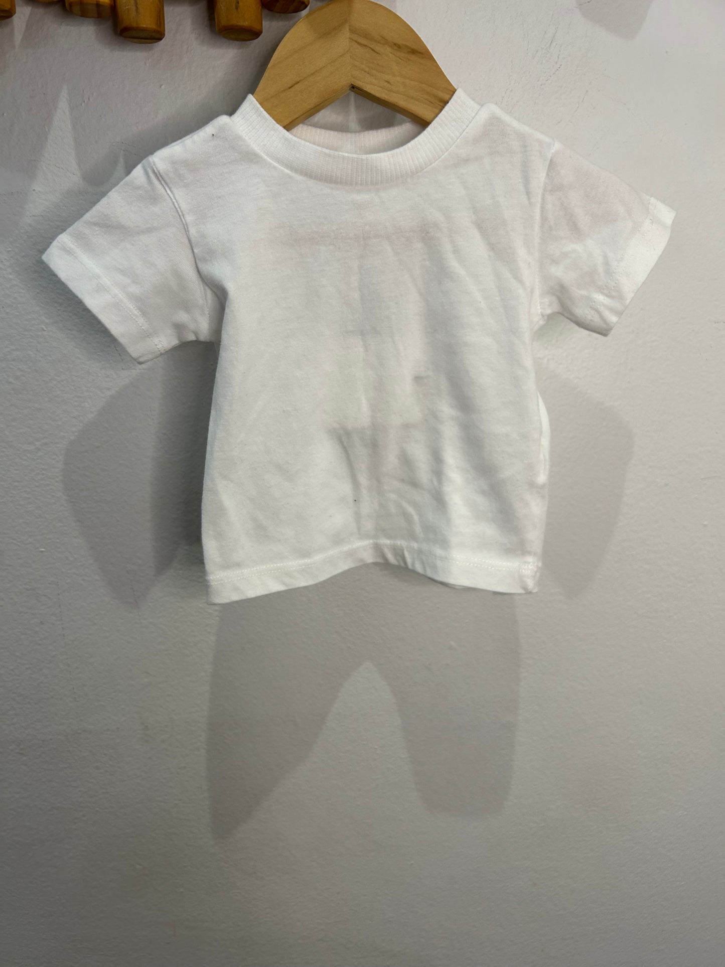 White tee 3m