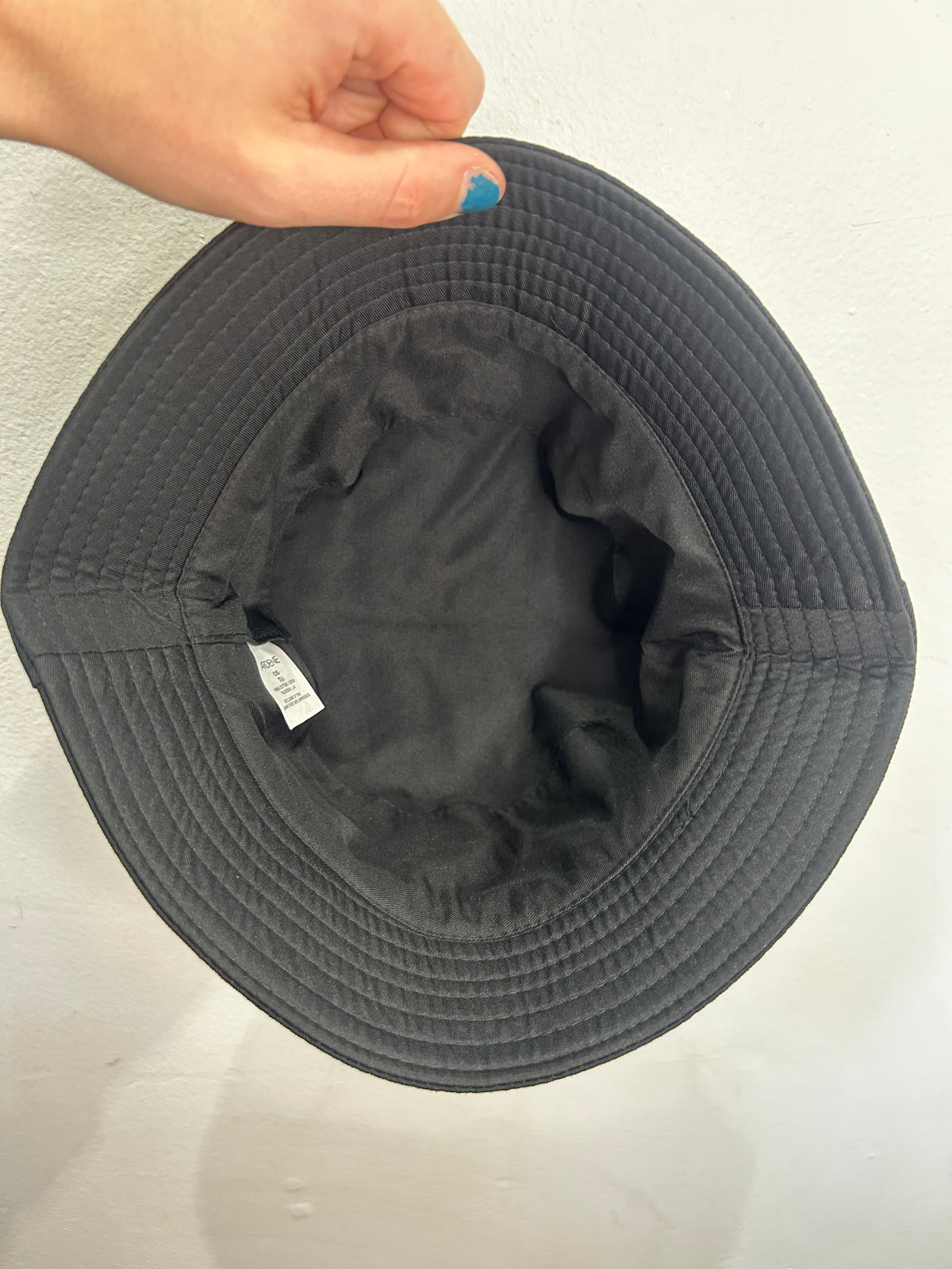 Smiley faces hat 10-14y