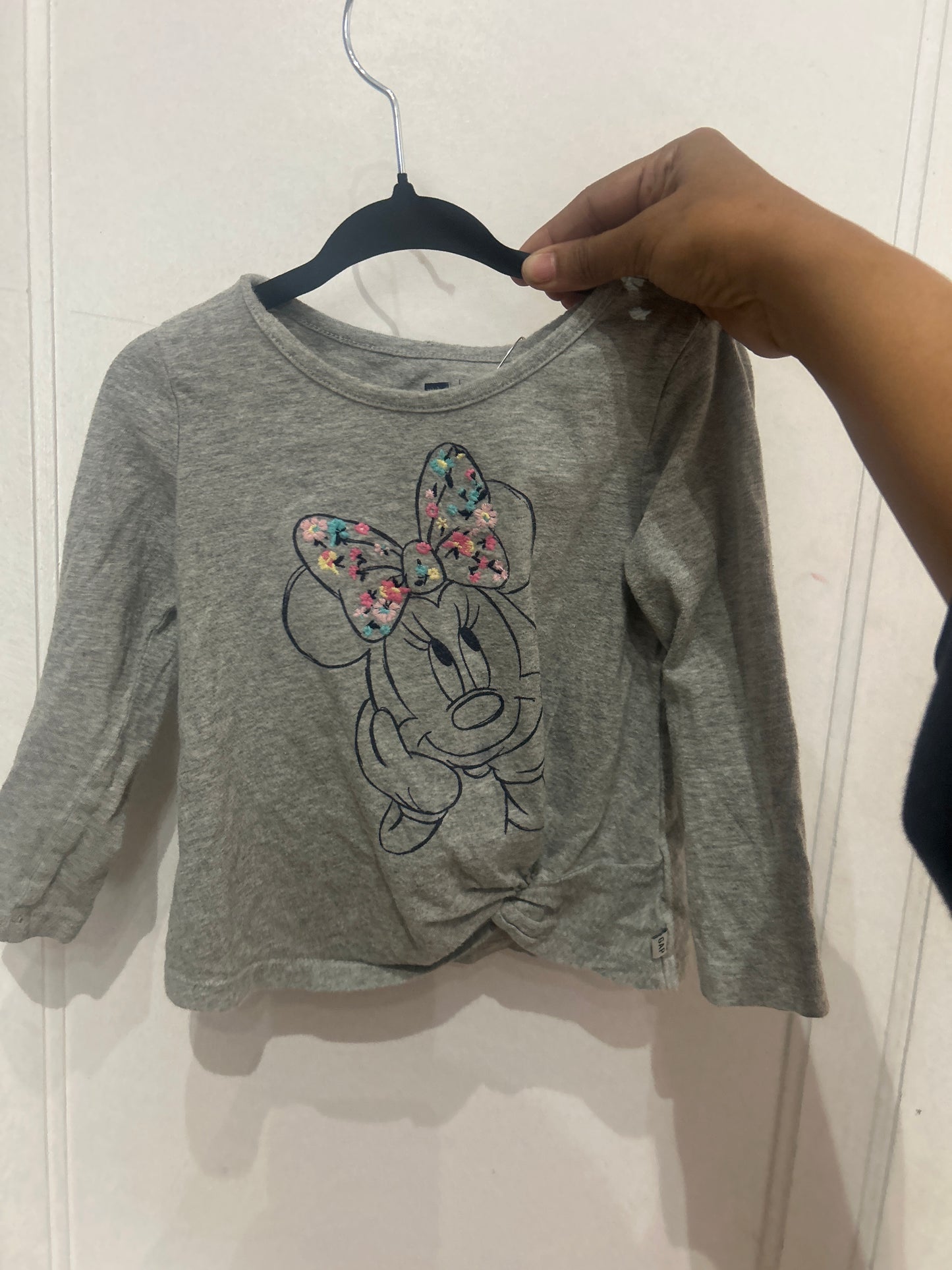 Tee Minnie Mouse w bow 2y