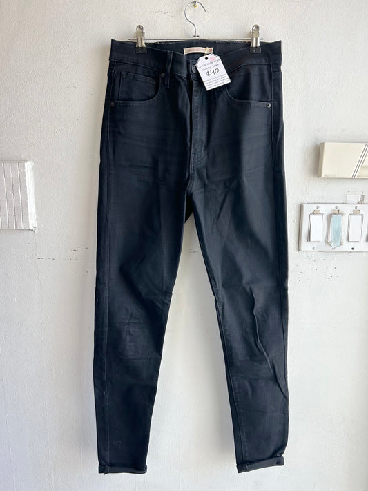 Levi's black mile high skinny jeans- size 30
