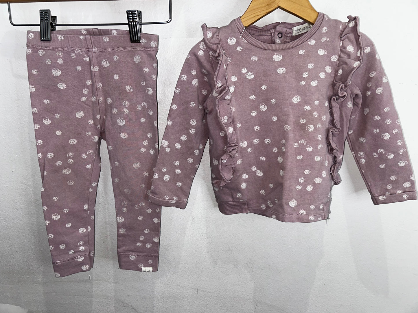 Miles mauve pattern set 24m