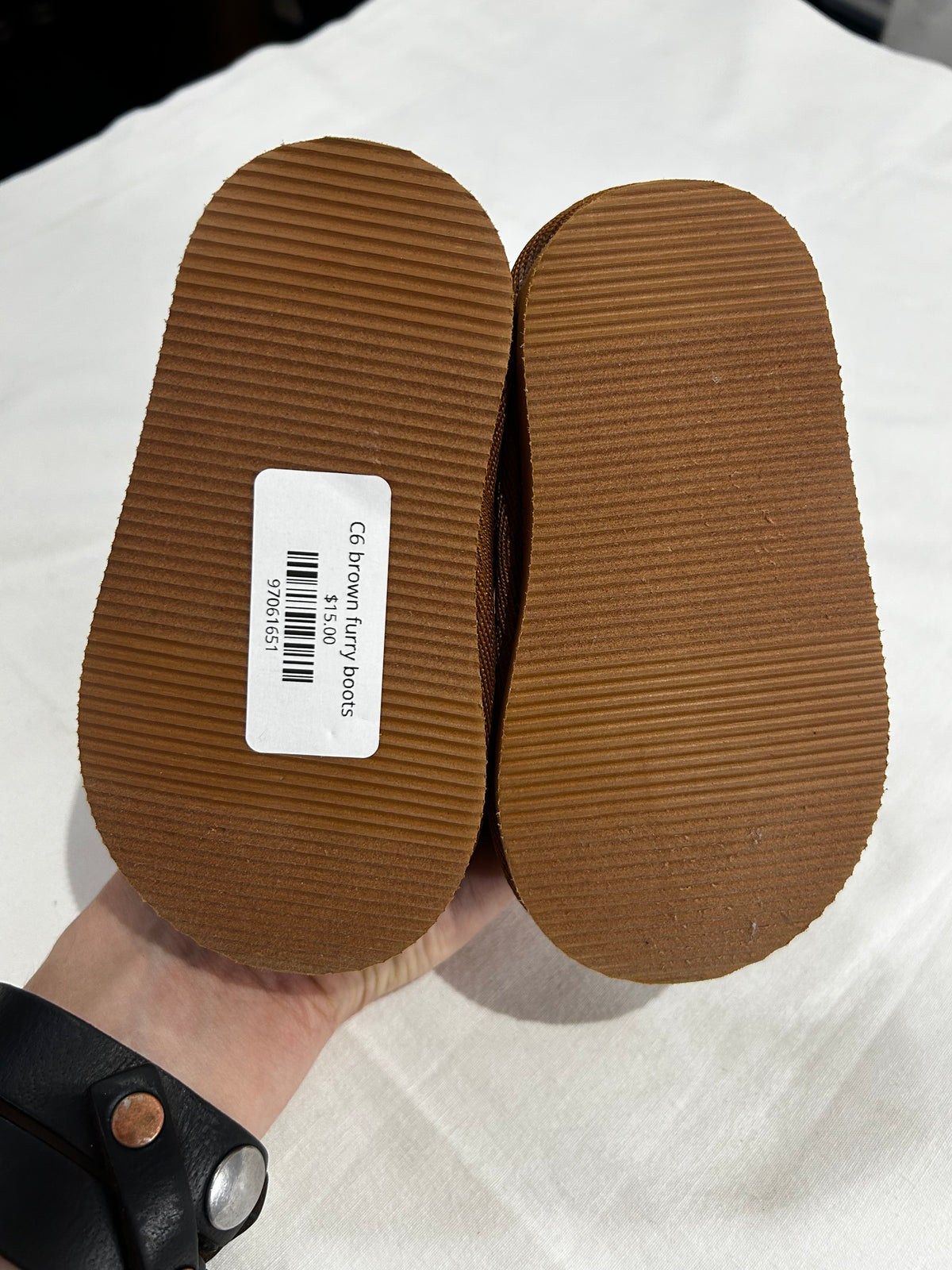 C6 brown furry boots