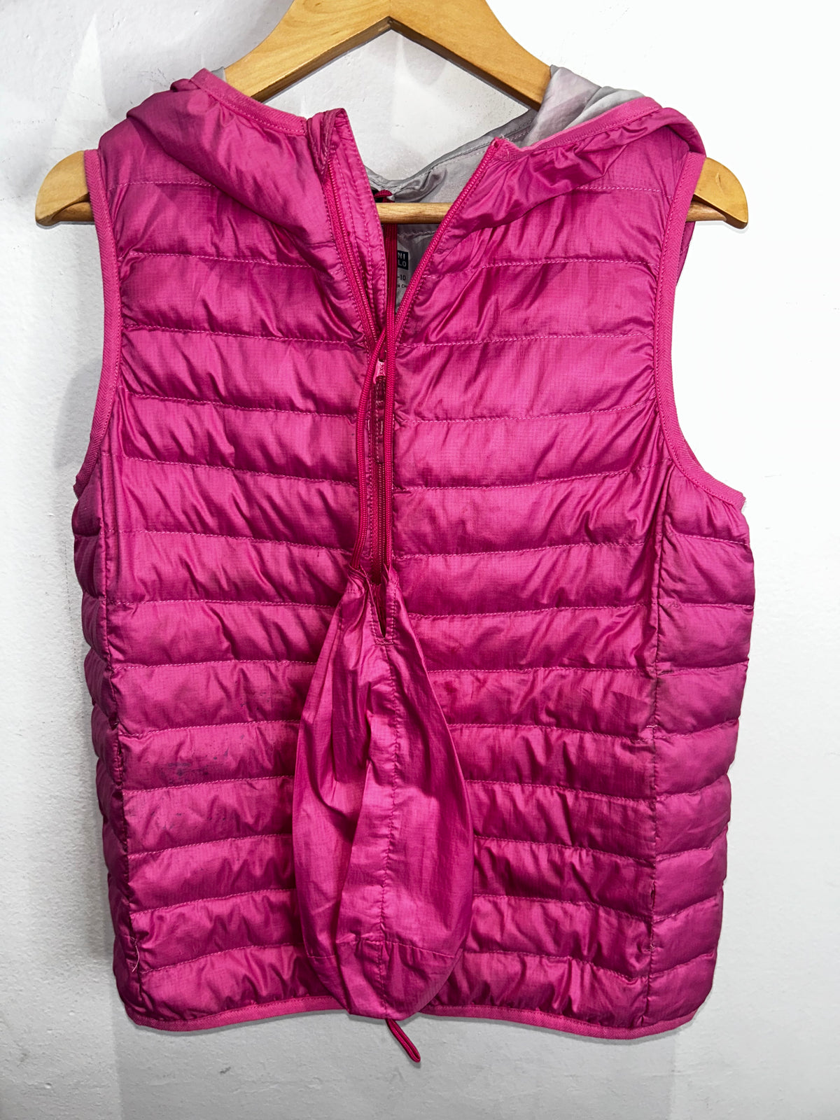 Packable pink puffer vest 9-10y