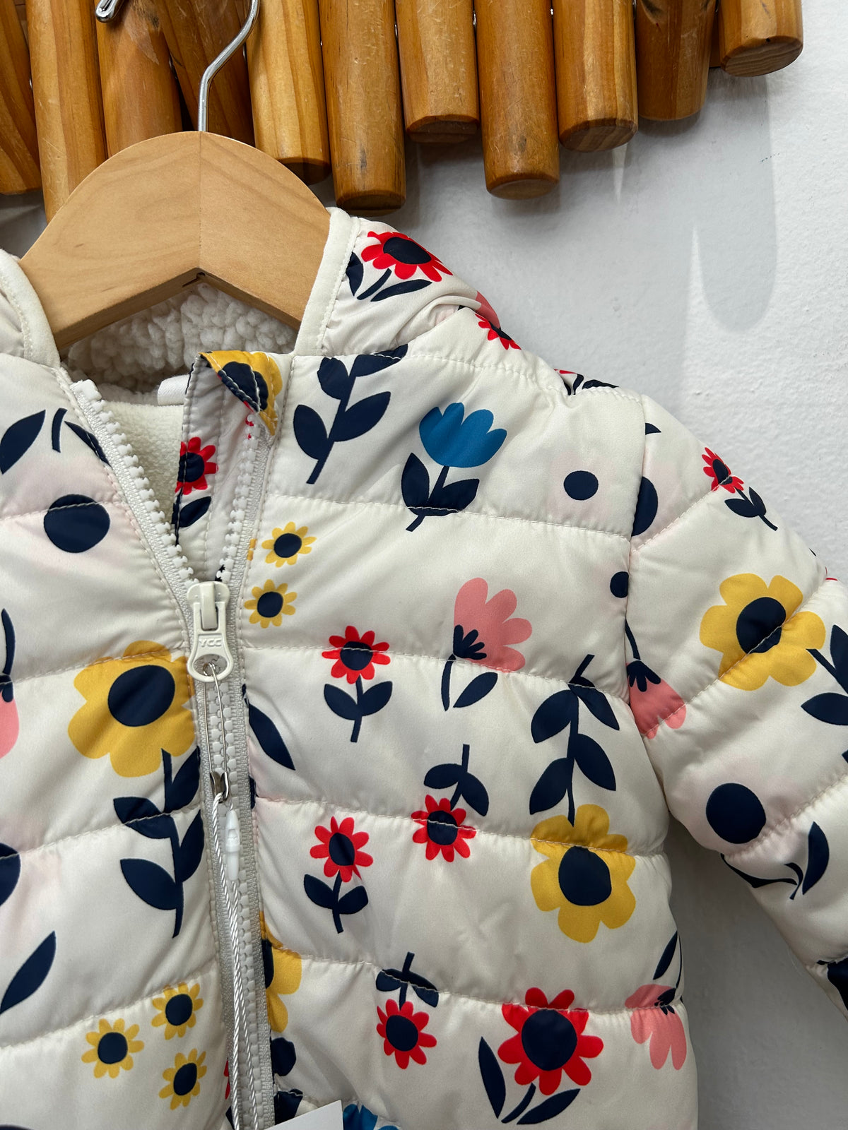 Big flowers snowsuit 9m