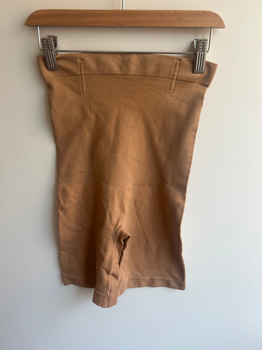 Shapewear shorts M/L [NEW]